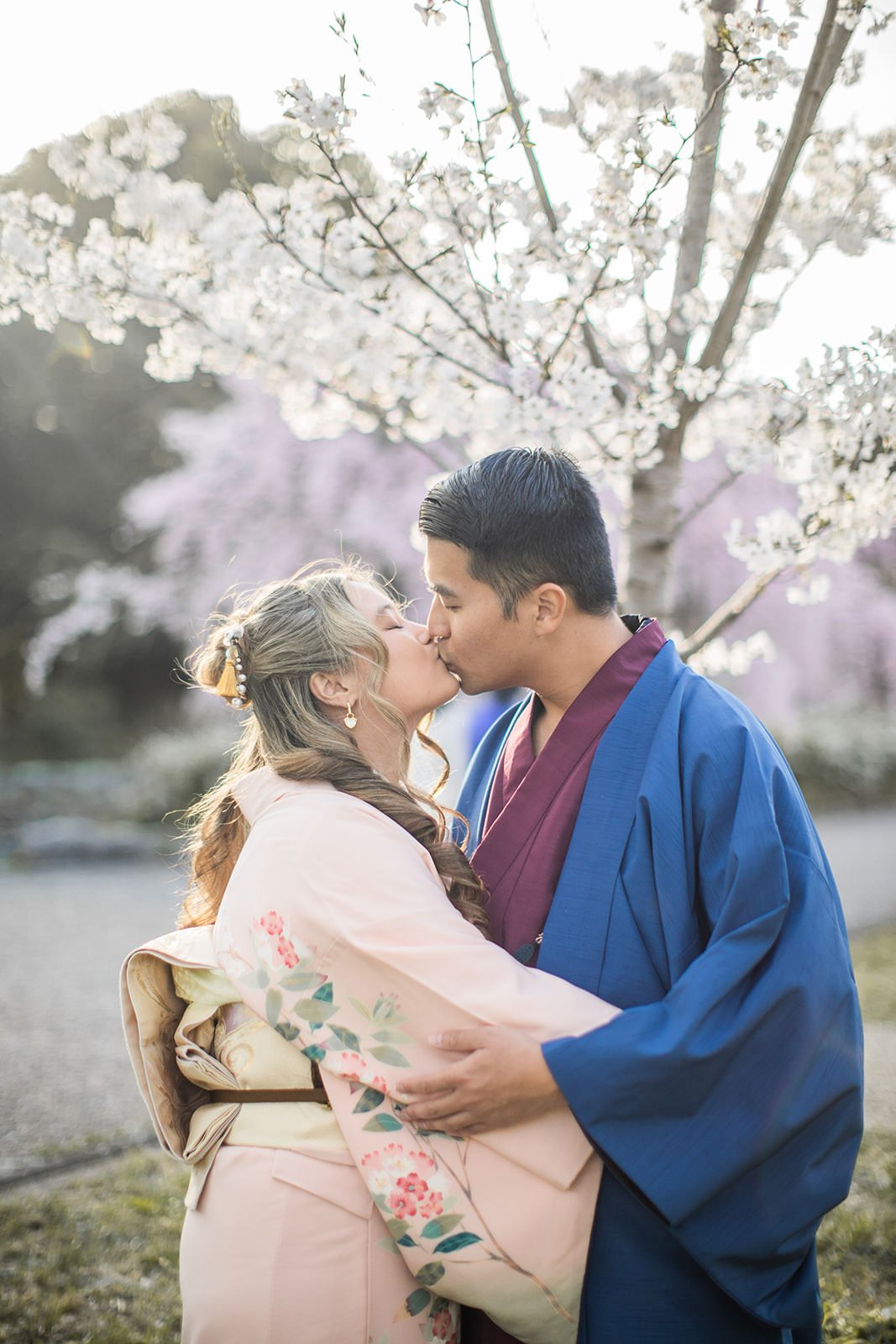 Kimono proposal photoshoot at Osaka Expo Park with cherry blossoms 17 of 27