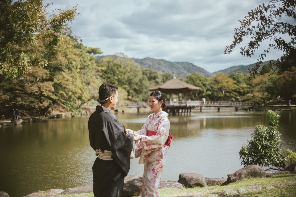 Kimono proposal photoshoot at Nara Park in autumn — photo 3