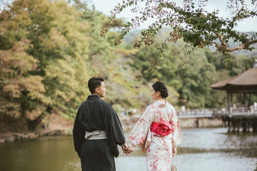Kimono proposal photoshoot at Nara Park in autumn — photo 16