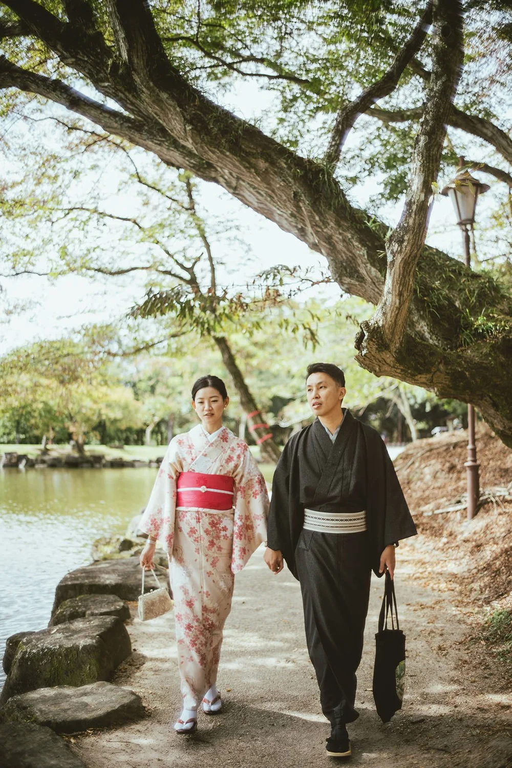 Kimono proposal photoshoot at Nara Park in autumn — photo 19