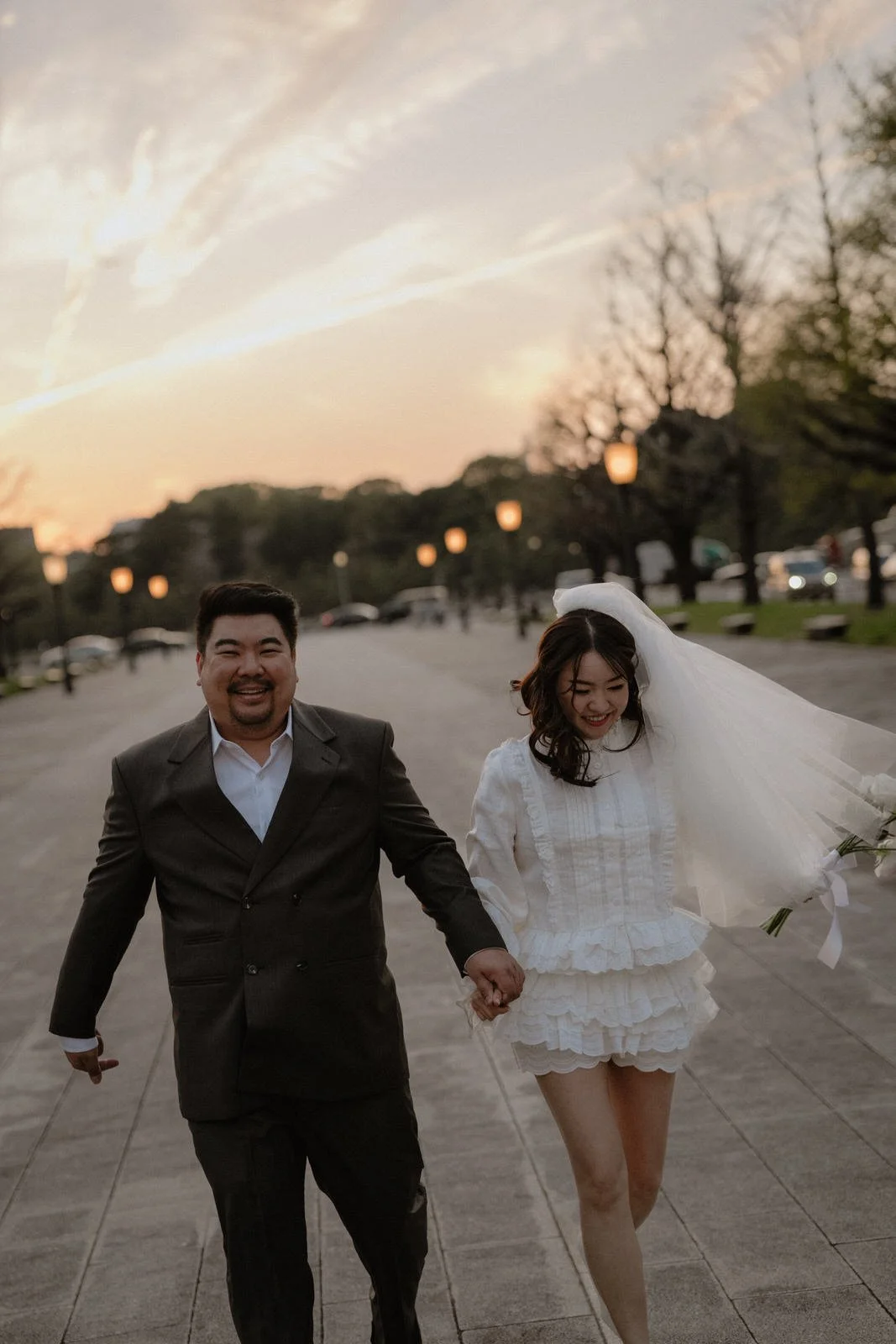 Pre-wedding photoshoot at Cherry Blossoms + Marunouchi, Tokyo, photo 28 of 30