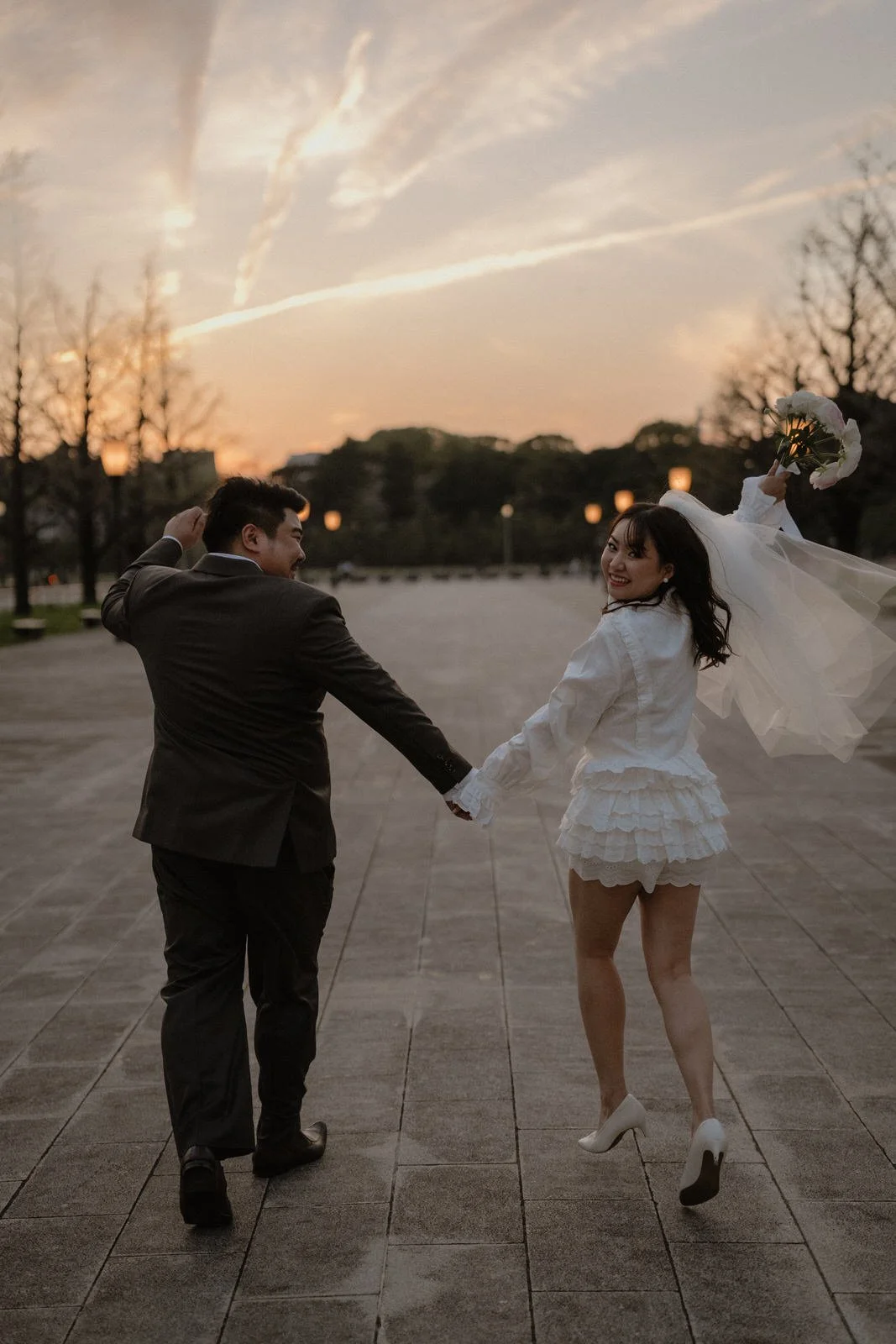 Pre-wedding photoshoot at Cherry Blossoms + Marunouchi, Tokyo, photo 30 of 30