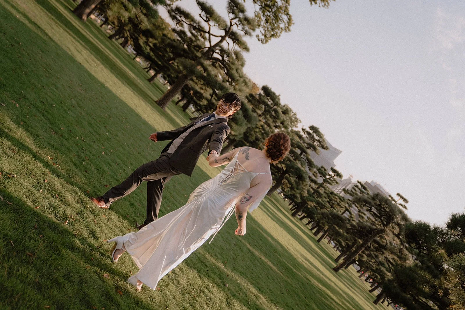 Pre-wedding photoshoot at Marunouchi, Tokyo, photo 8 of 30