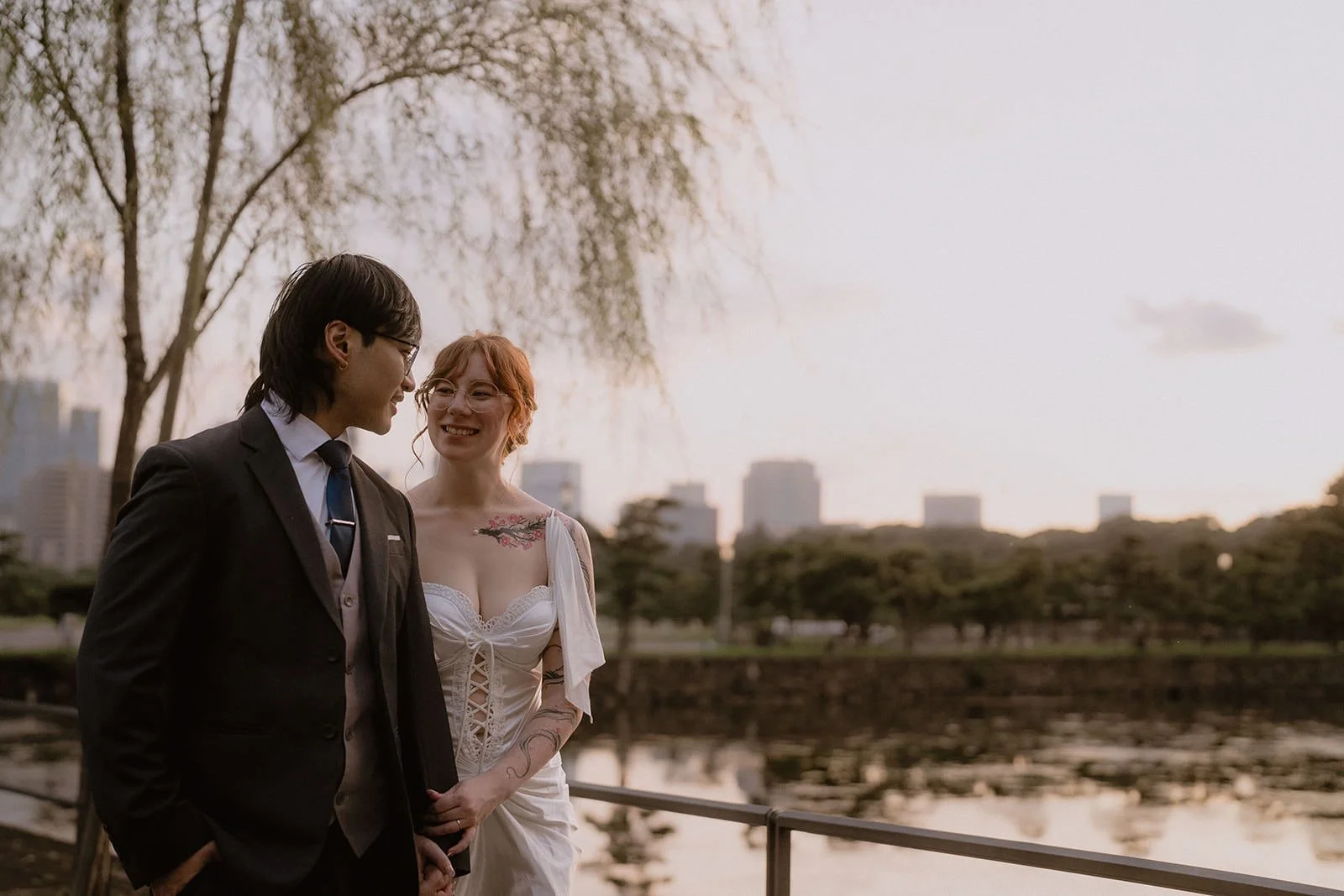 Pre-wedding photoshoot at Marunouchi, Tokyo, photo 19 of 30