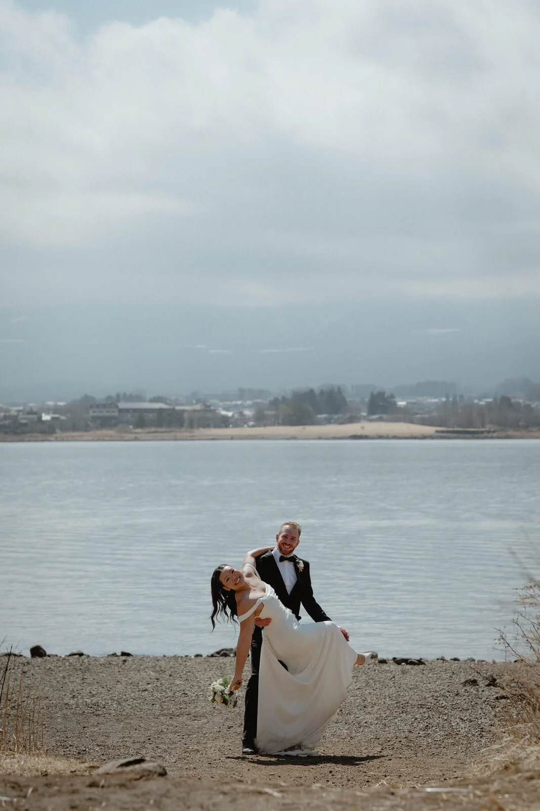 Pre-wedding photoshoot at Lake Kawaguchi, Kawaguchiko, photo 12 of 25