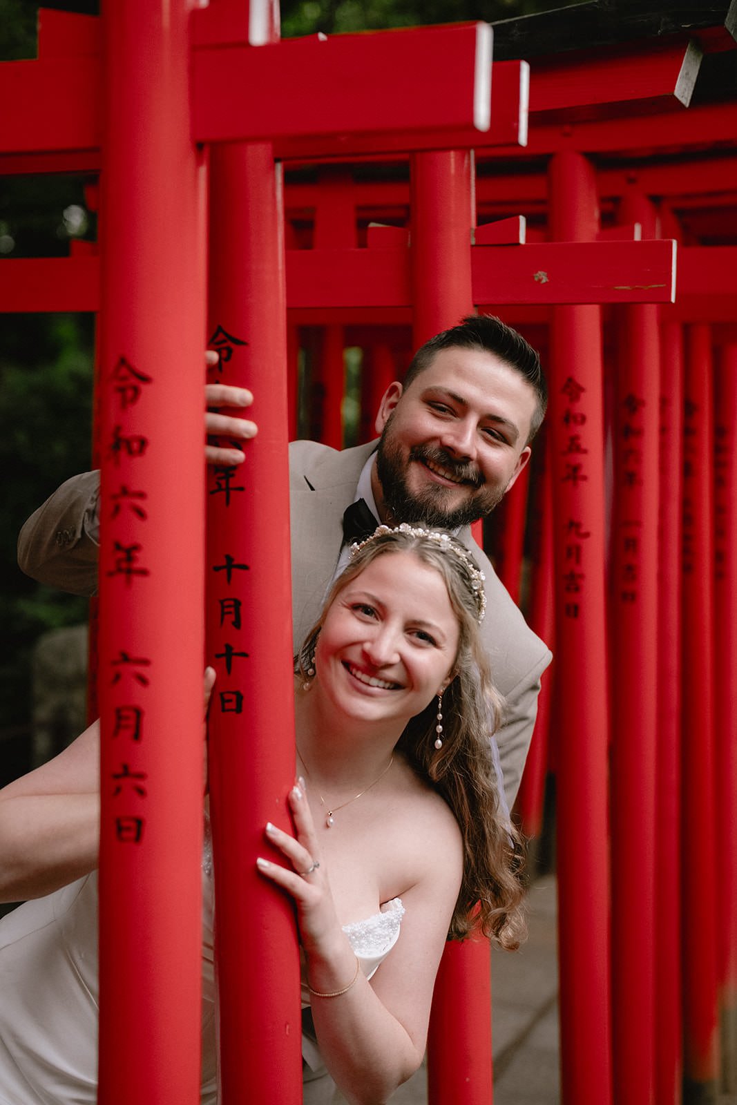 Pre-wedding photoshoot at Nezu Shrine, Tokyo, photo 29 of 30