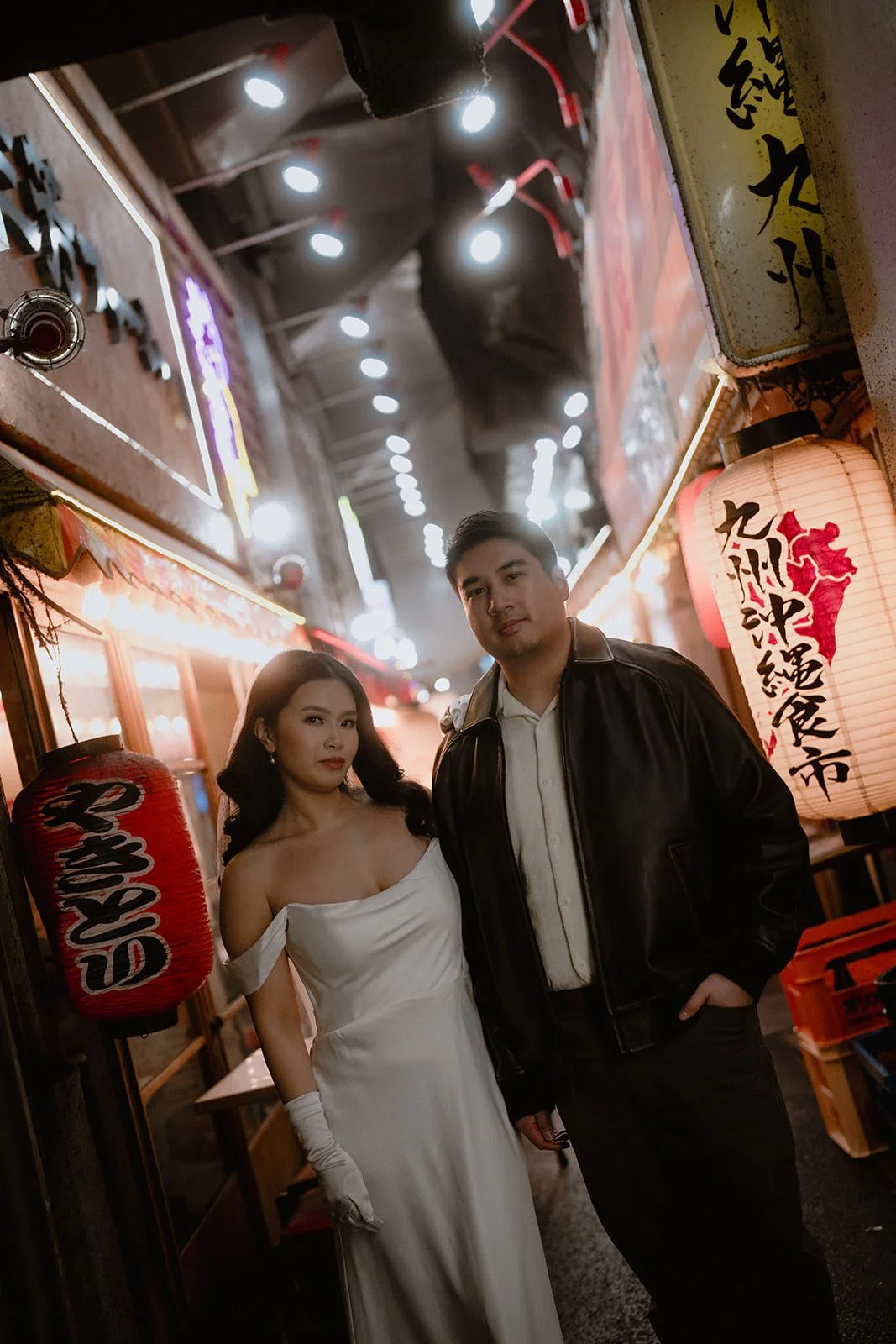 Pre-wedding photoshoot at Yurakucho, Tokyo, photo 18 of 30