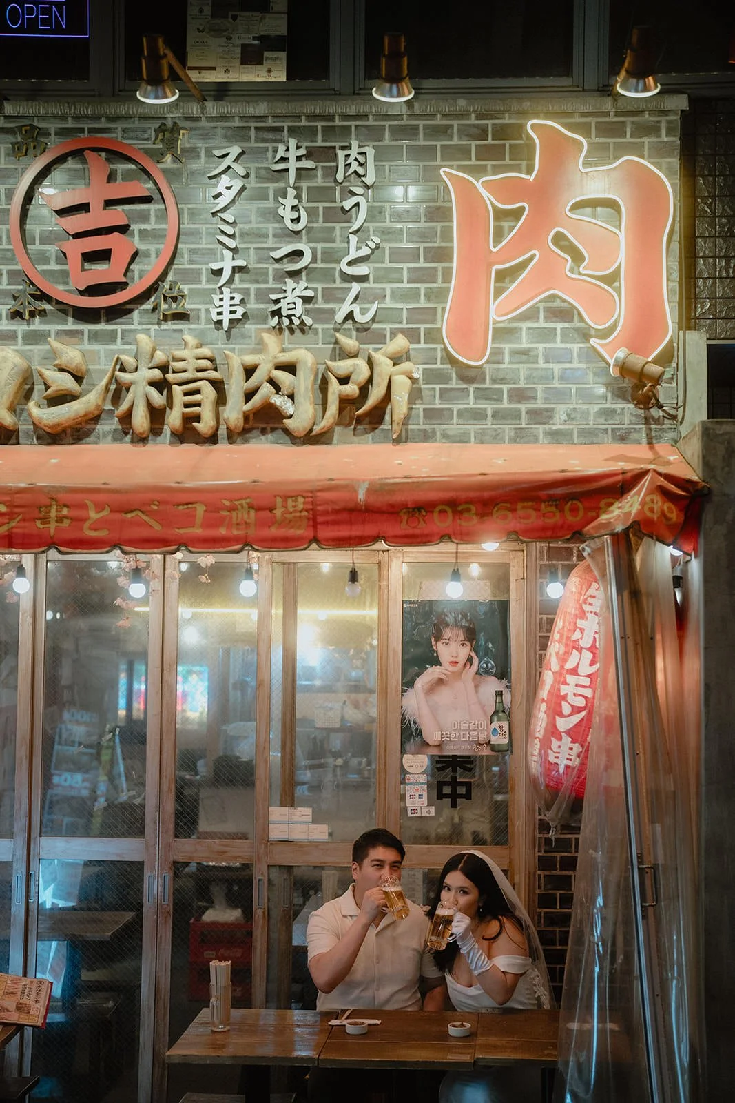 Pre-wedding photoshoot at Yurakucho, Tokyo, photo 25 of 30