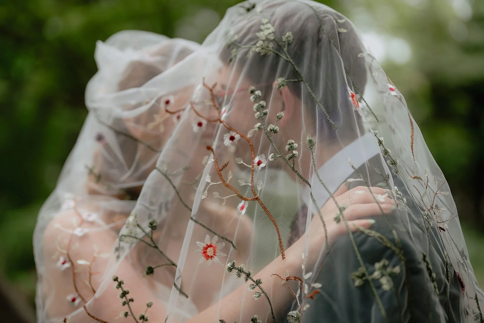 Pre-wedding photoshoot at Hibiya Park, Tokyo, photo 10 of 30