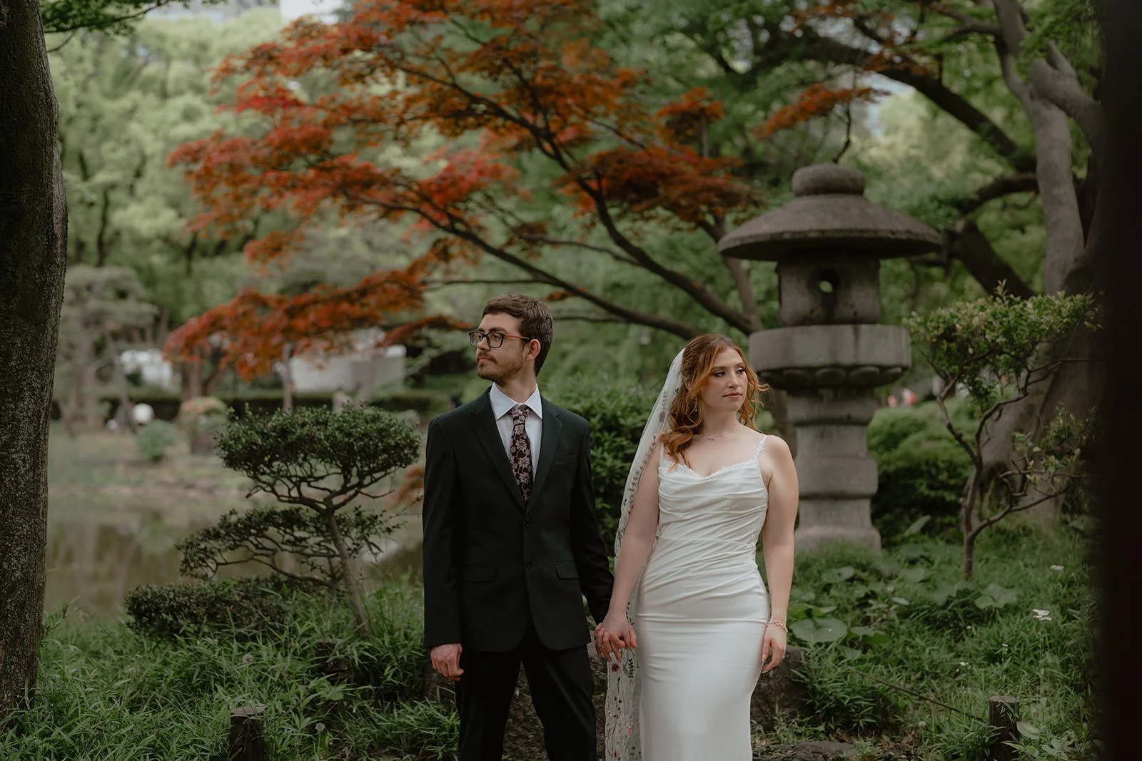 Pre-wedding photoshoot at Hibiya Park, Tokyo, photo 16 of 30