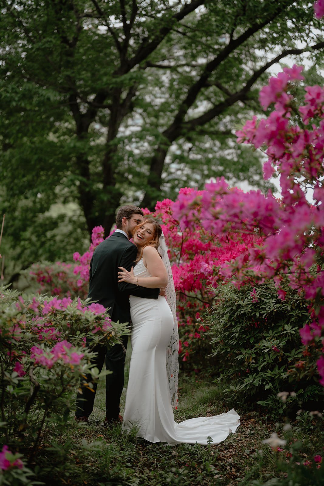 Pre-wedding photoshoot at Hibiya Park, Tokyo, photo 24 of 30