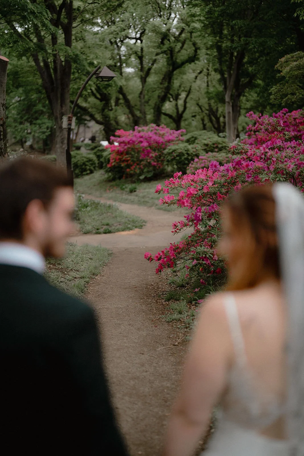 Pre-wedding photoshoot at Hibiya Park, Tokyo, photo 26 of 30