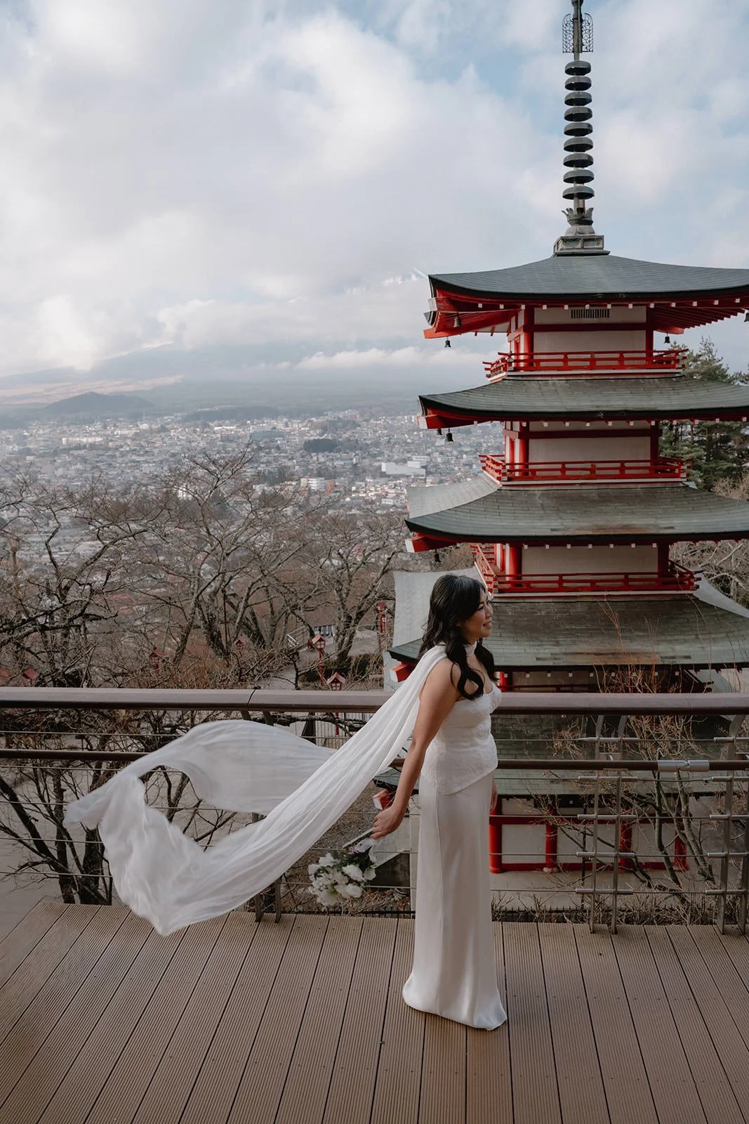 Pre-wedding photoshoot at Chureito Pagoda + Lake Kawaguchi, Kawaguchiko, photo 4 of 30