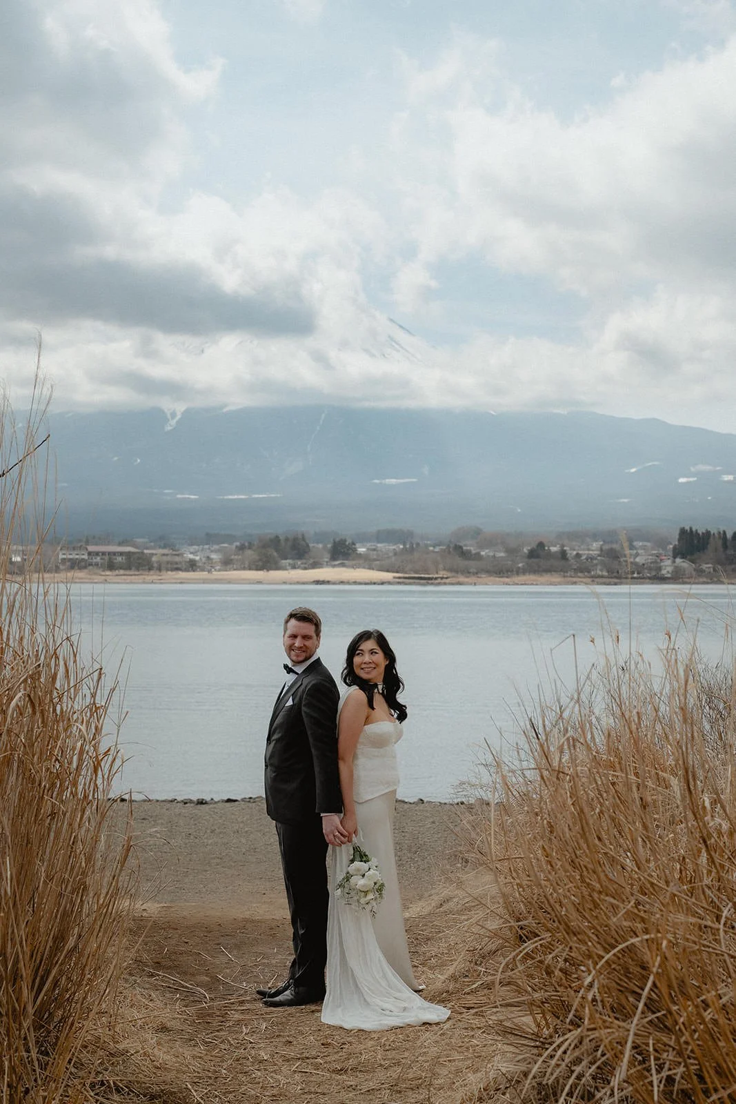 Pre-wedding photoshoot at Chureito Pagoda + Lake Kawaguchi, Kawaguchiko, photo 17 of 30