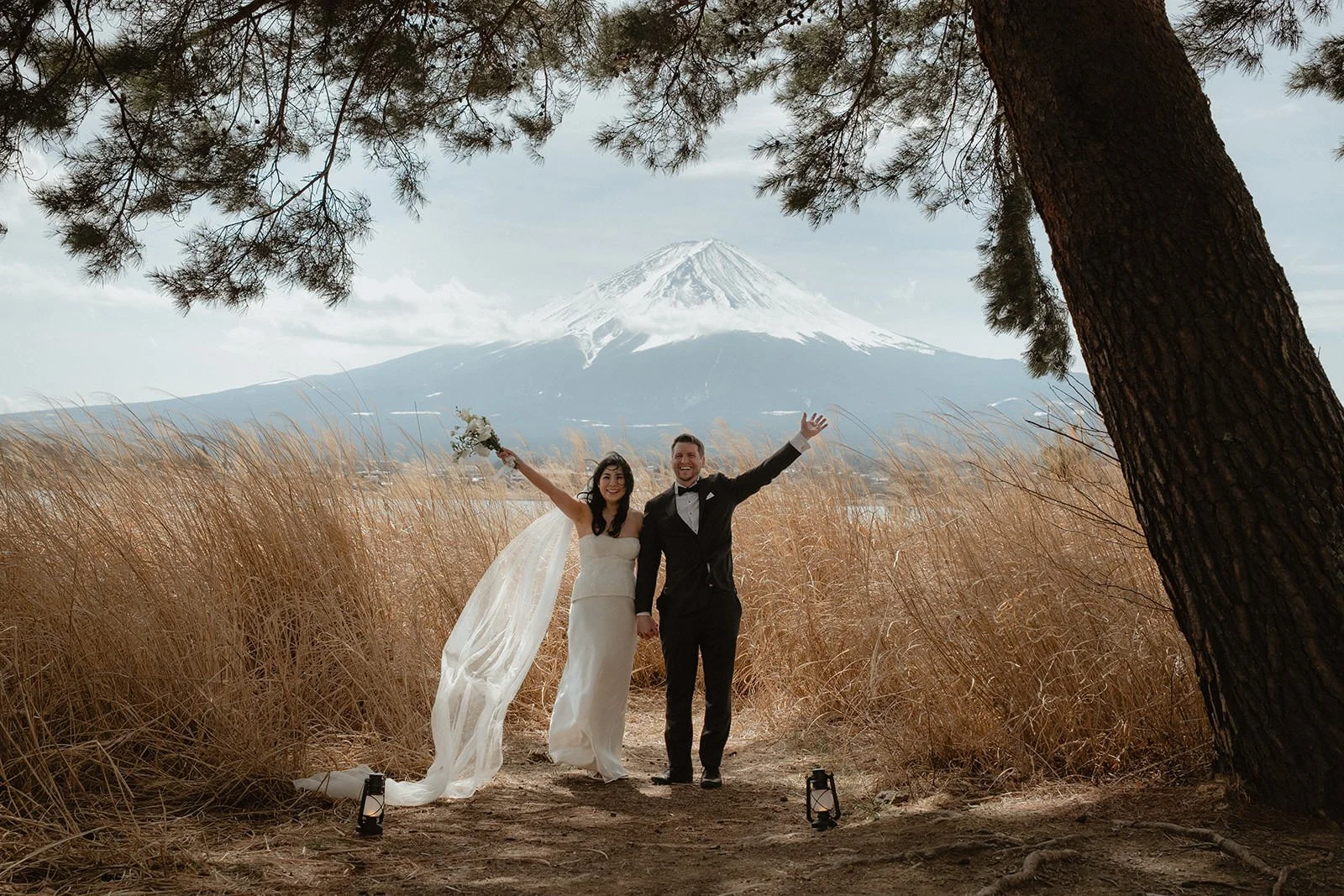 Pre-wedding photoshoot at Chureito Pagoda + Lake Kawaguchi, Kawaguchiko, photo 23 of 30
