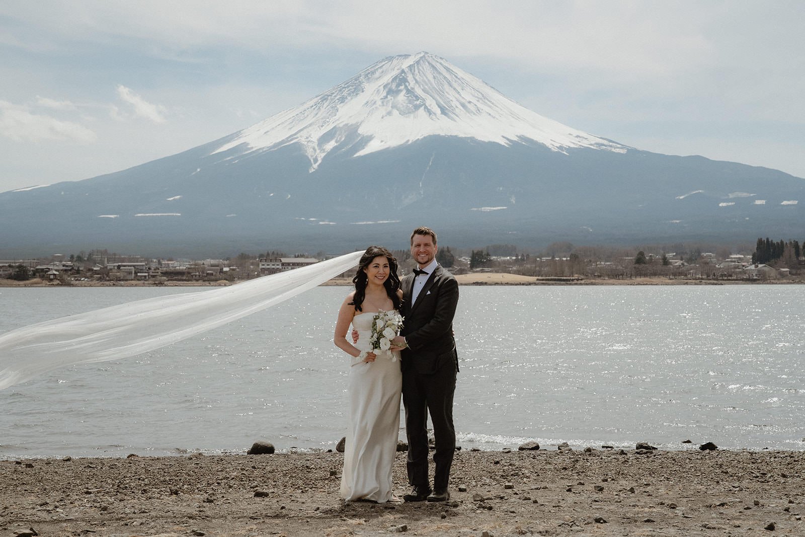 Pre-wedding photoshoot at Chureito Pagoda + Lake Kawaguchi, Kawaguchiko, photo 30 of 30