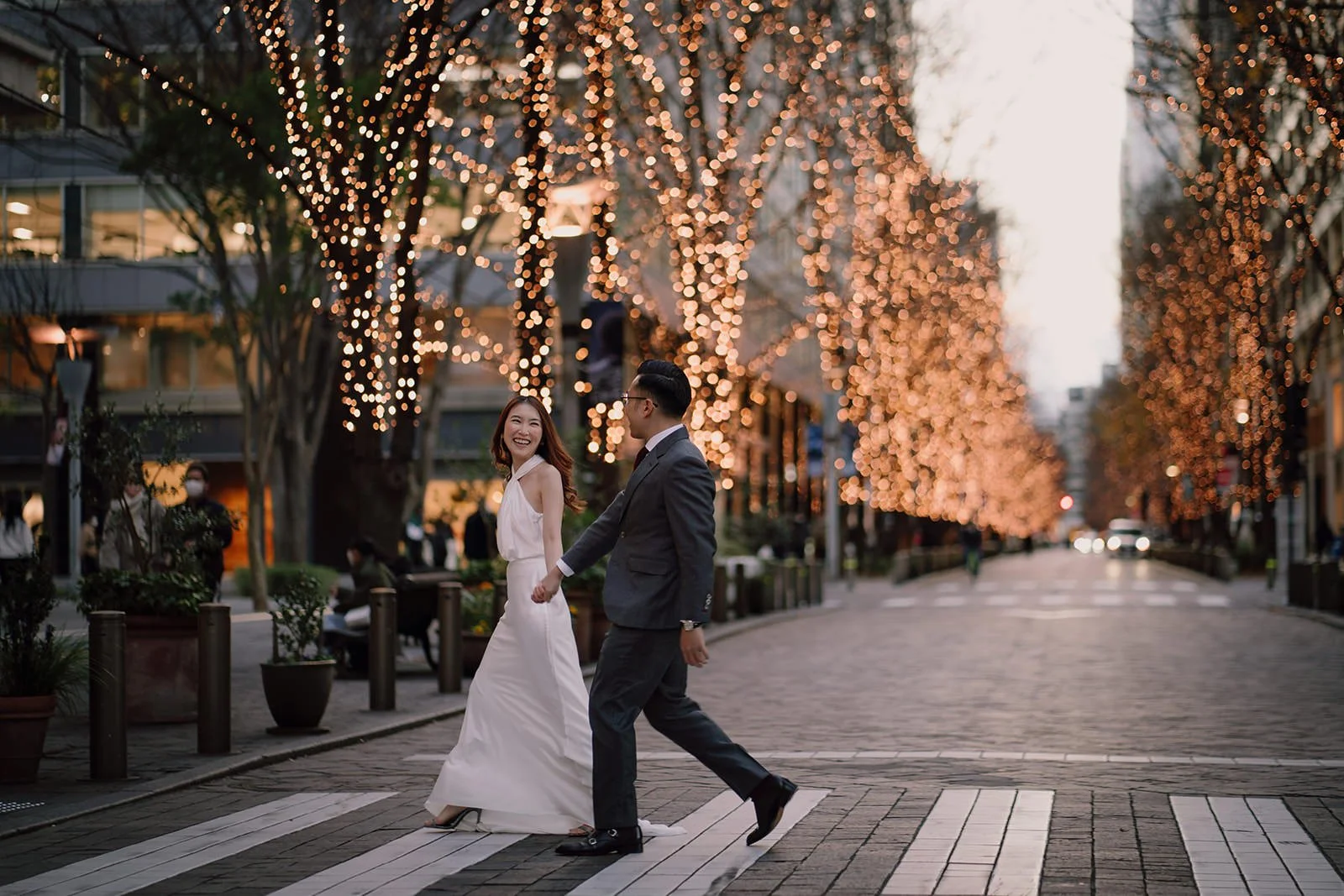 Split-vibe pre-wedding photoshoot at Marunouchi, Tokyo