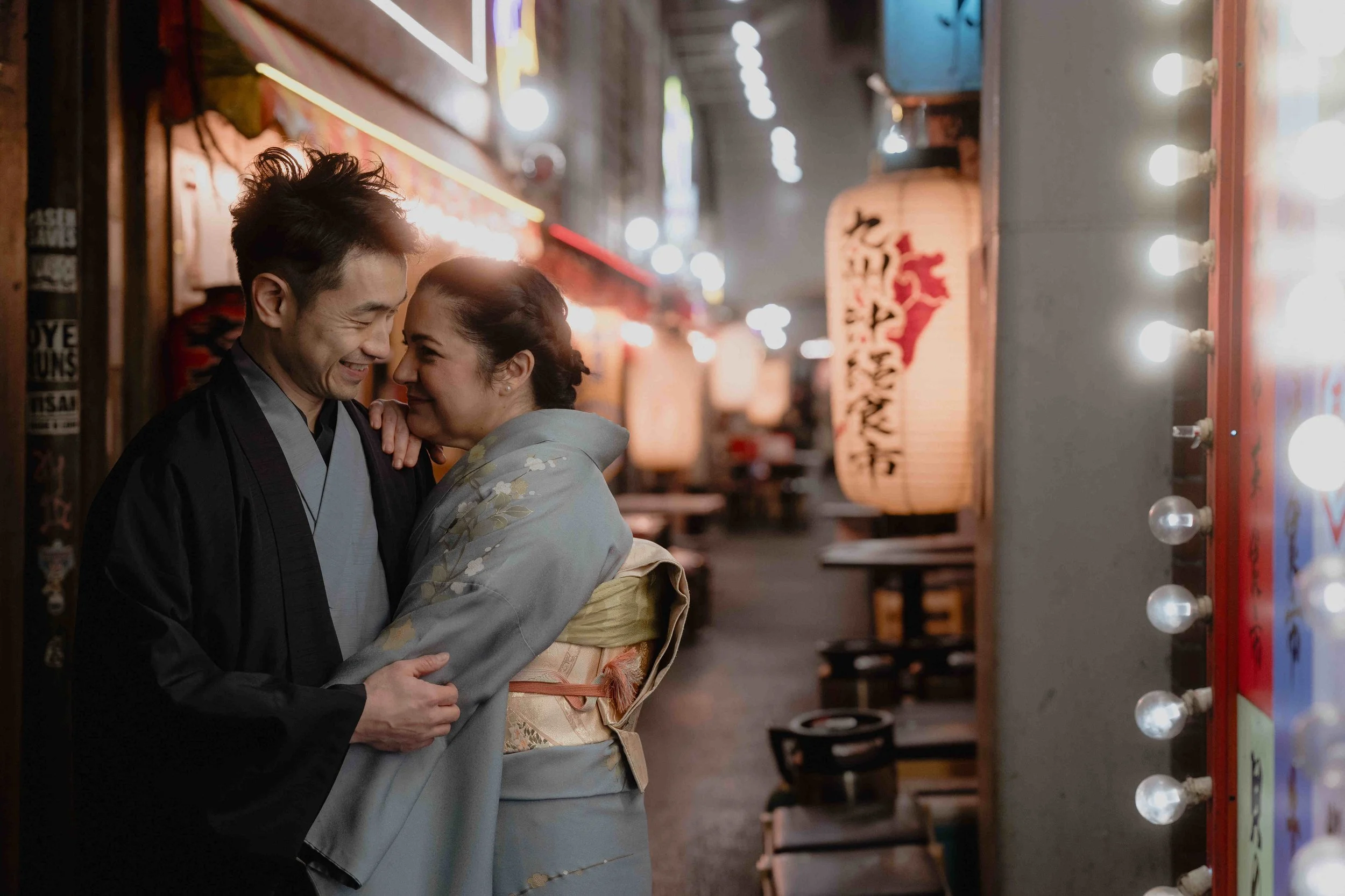 Urban vibe, Kimono outfit pre-wedding shoot