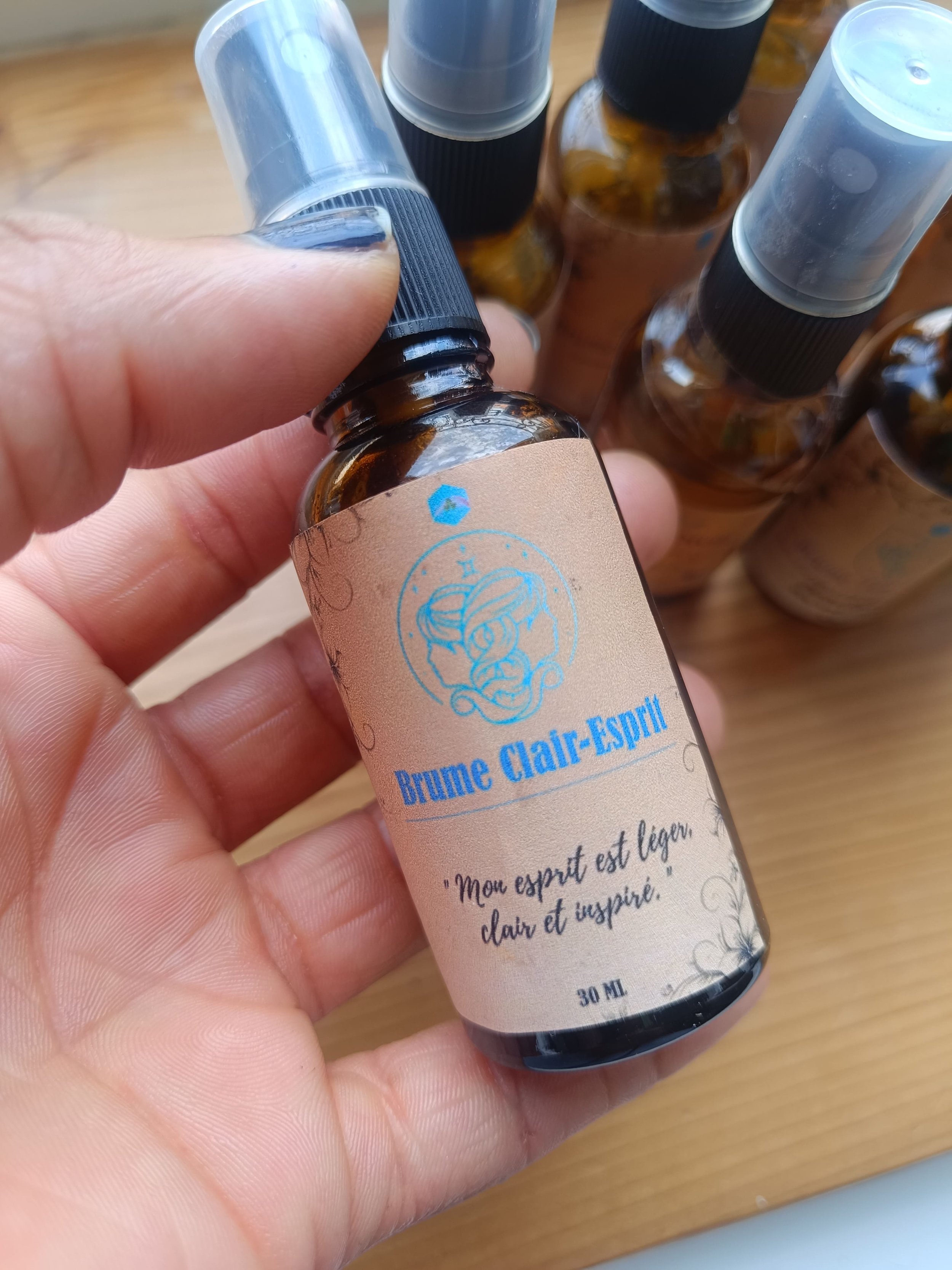 ♊ Brume Clair-Esprit — Zodiaque Gémeaux | L'Alchimie Mentale | Brume rituelle pour la clarté, l'inspiration et la fluidité de l'esprit