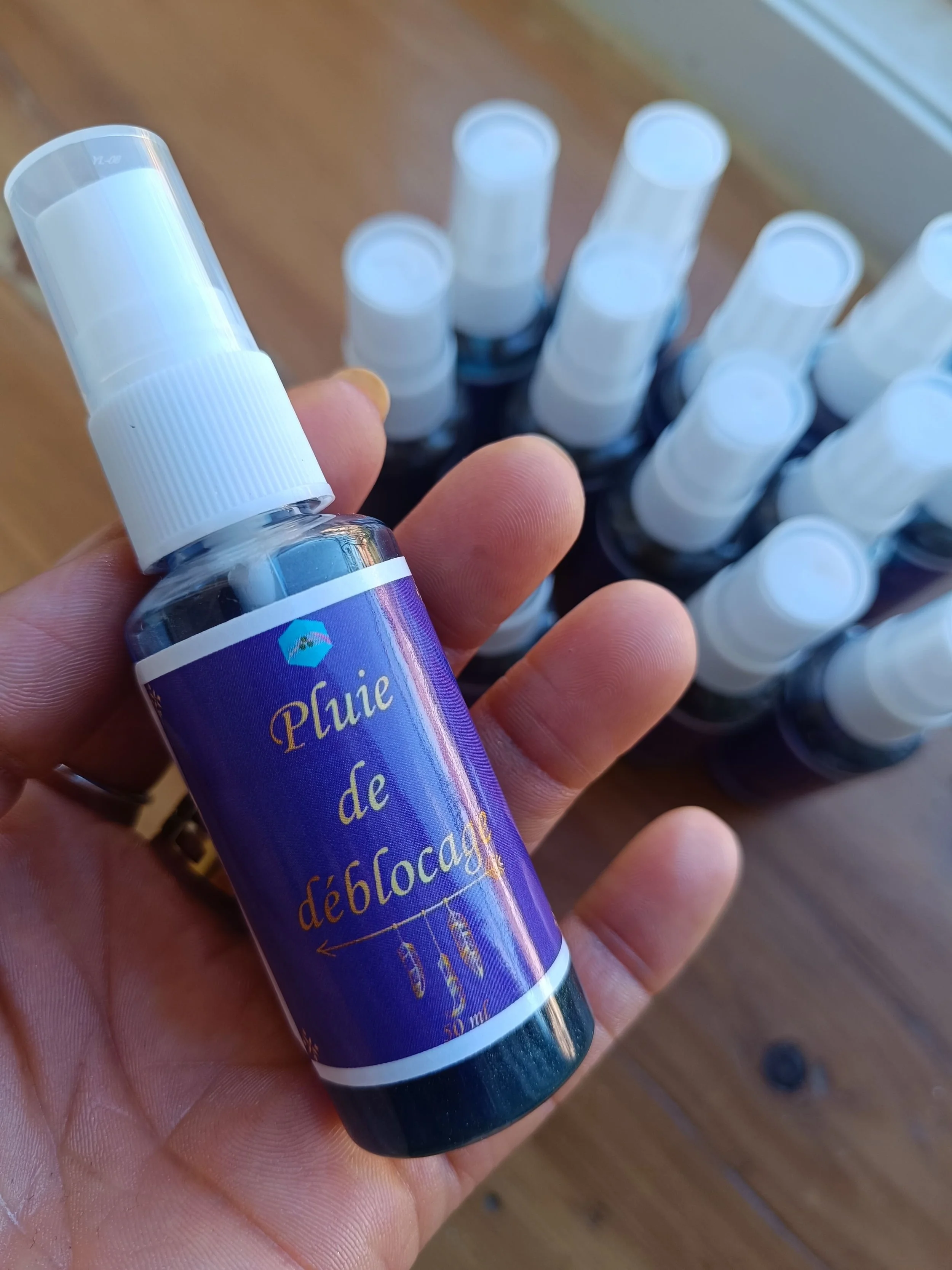 Spray d'Intention — Pluie de Déblocage (Spray Intense de Sérénité & Dégagement)