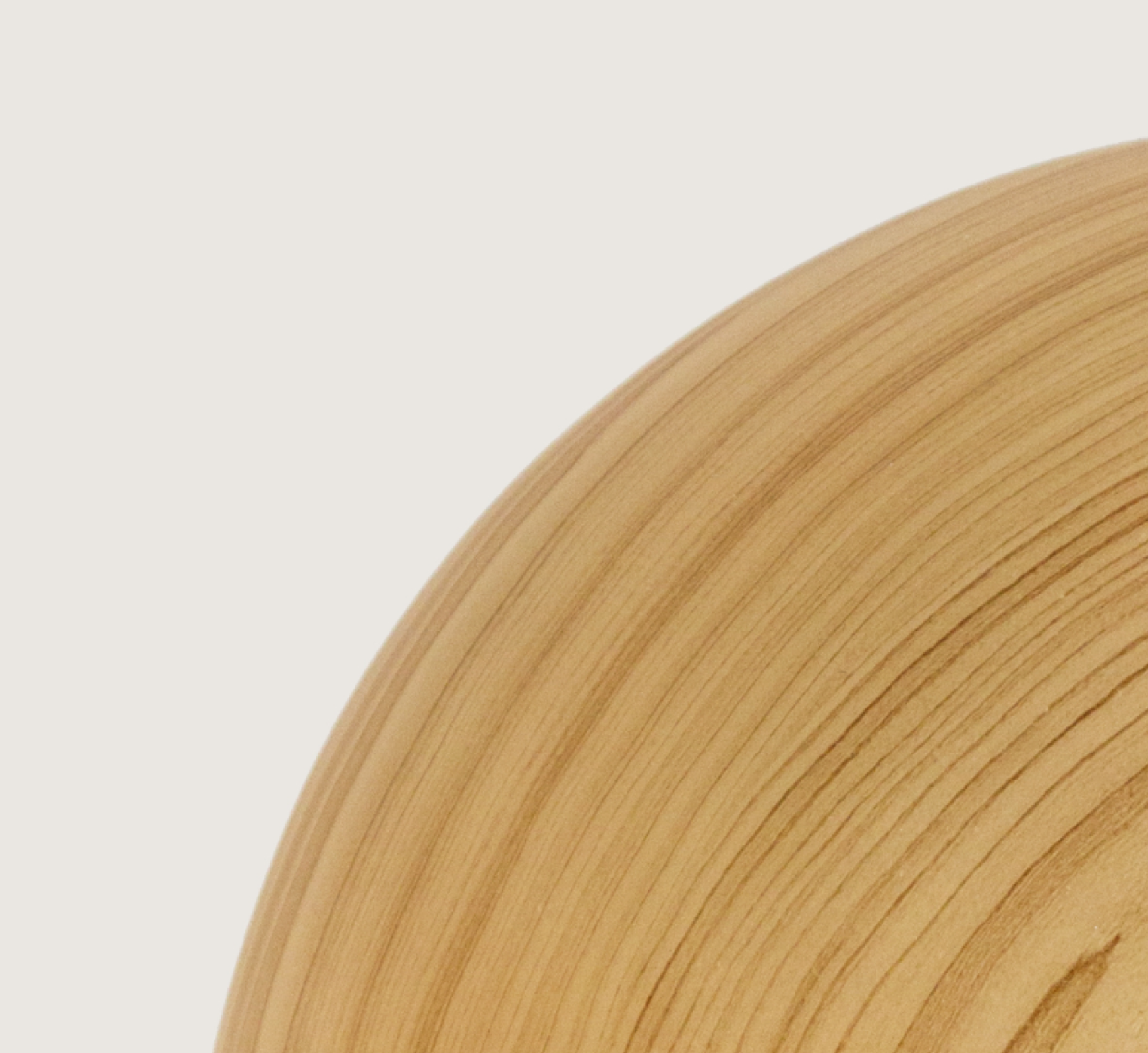 Stocksy_comp_1518868 5 1.png