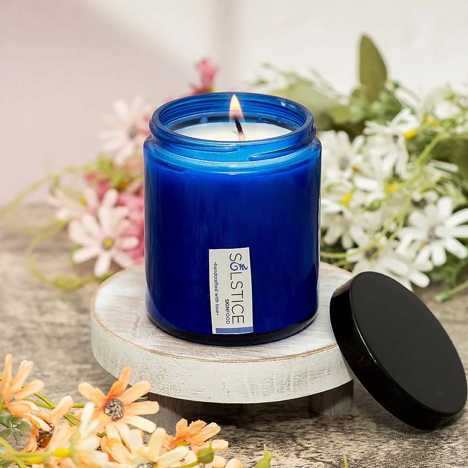 Candle LGE daisies table LID copy.jpg