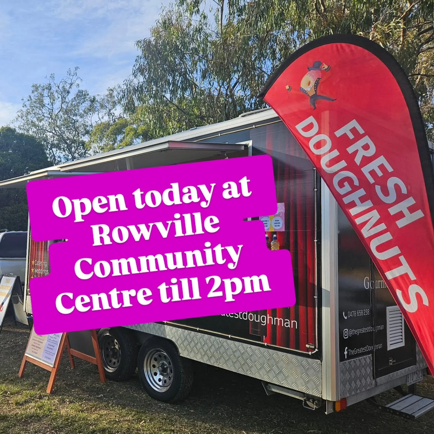We are open today @makers_and_bakers_rowville till 2pm or Sold Out!!! 
📍 We are located in the car park outside the community centre and the makers are inside the air conditioned hall 😊❤️ So come past, grab and egg and bacon roll, stroll through th