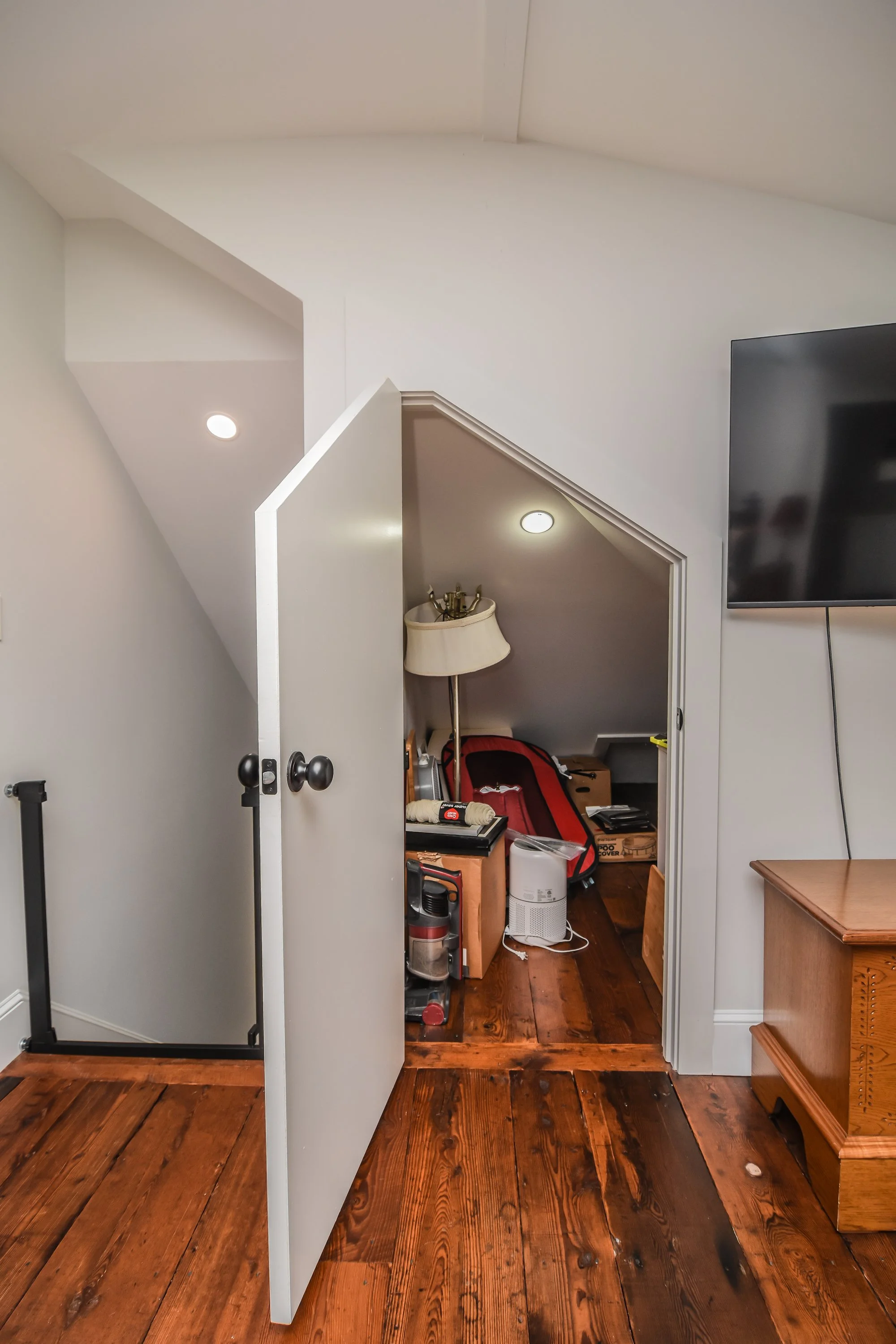 MacLeod Construction_1860 Lake Shore-7268.JPG