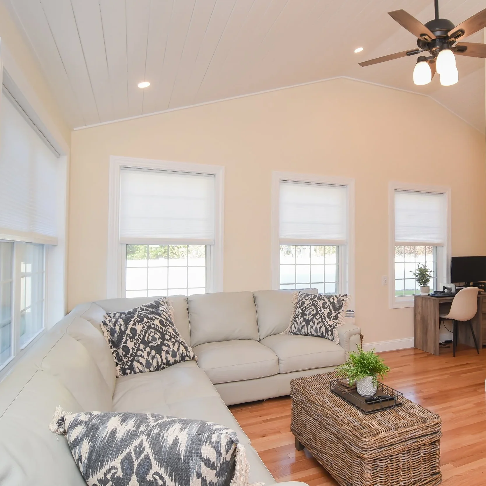 MacLeod+Construction+New+Hampshire+Office+Nook,+Family+Room+and+Dining+Home+Addition+(22).JPG.webp