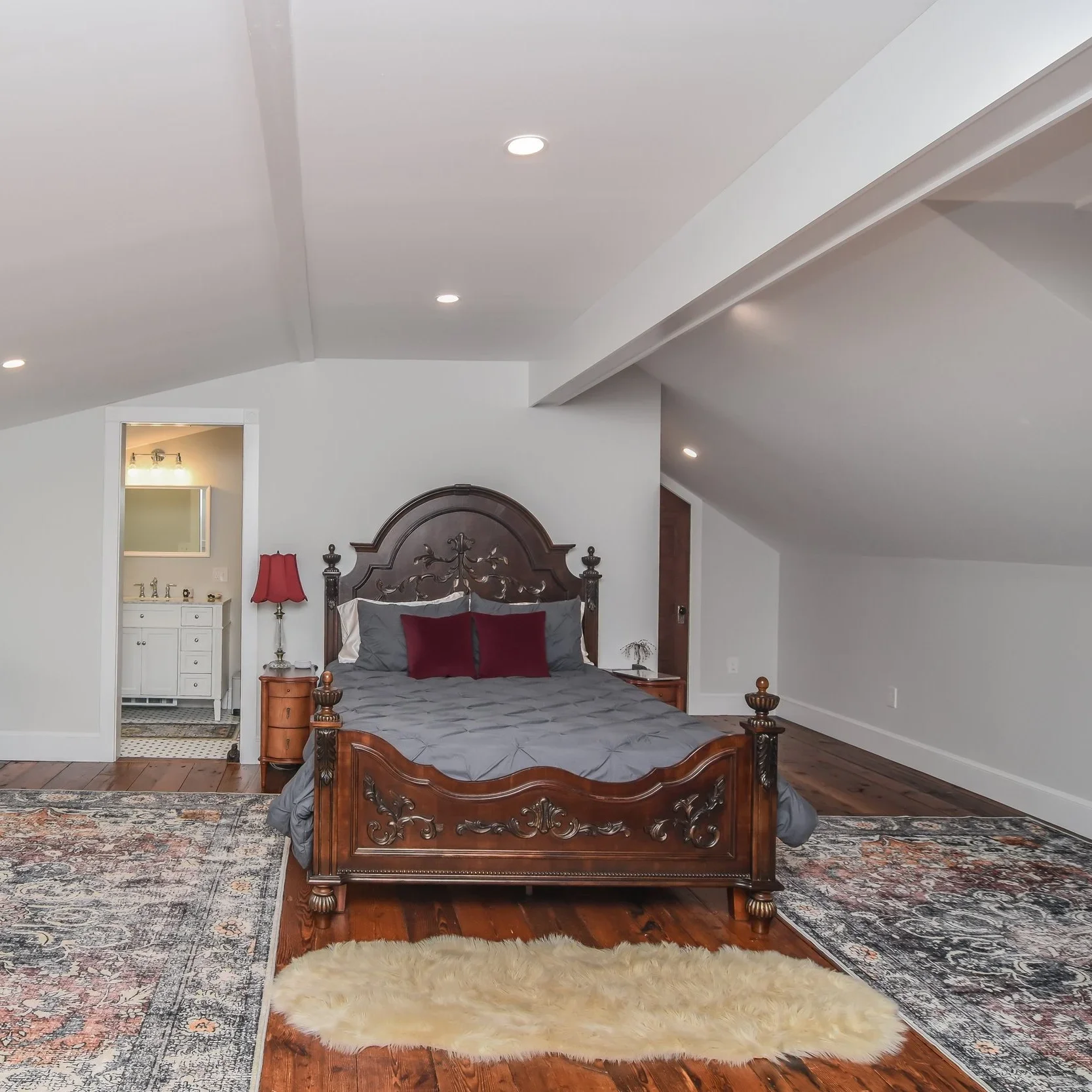 MacLeod+Construction_1860+Lake+Shore-7154.JPG.webp