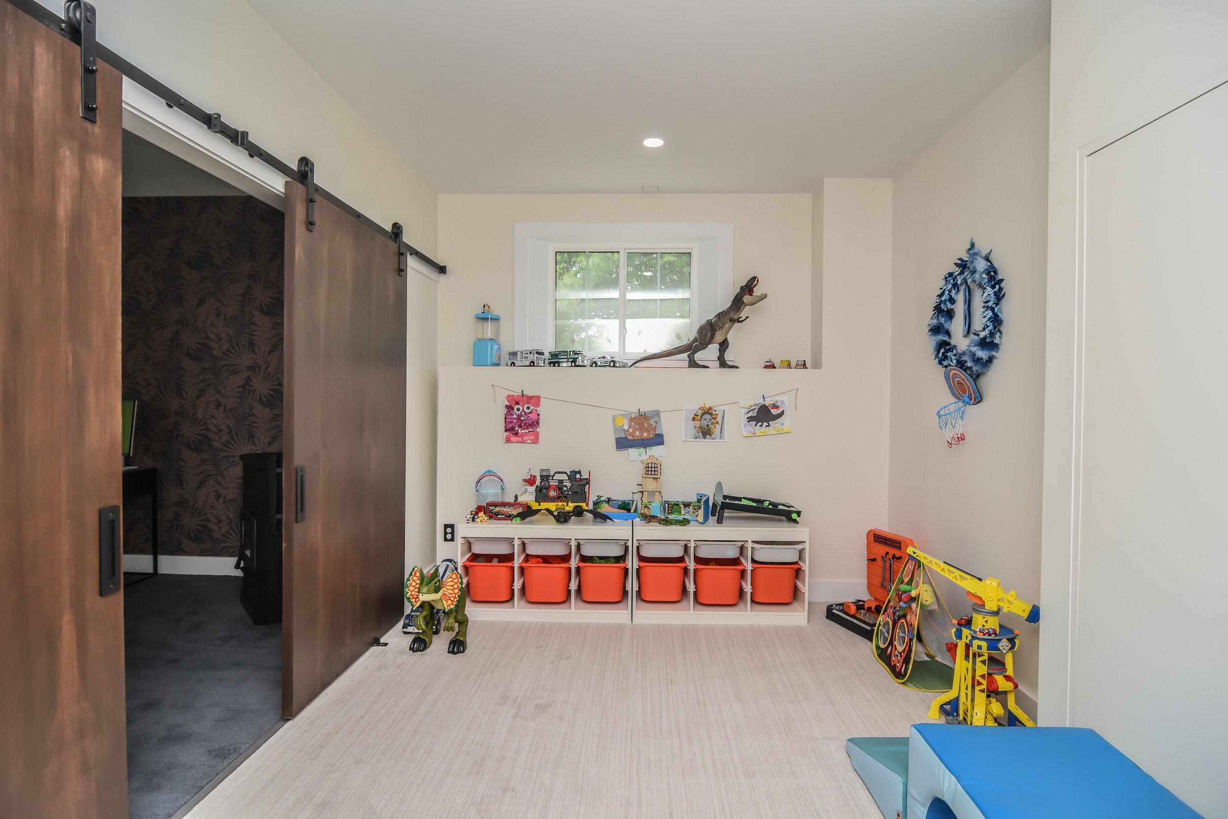 MacLeod Construction_63 Indian Rock-7098.JPG
