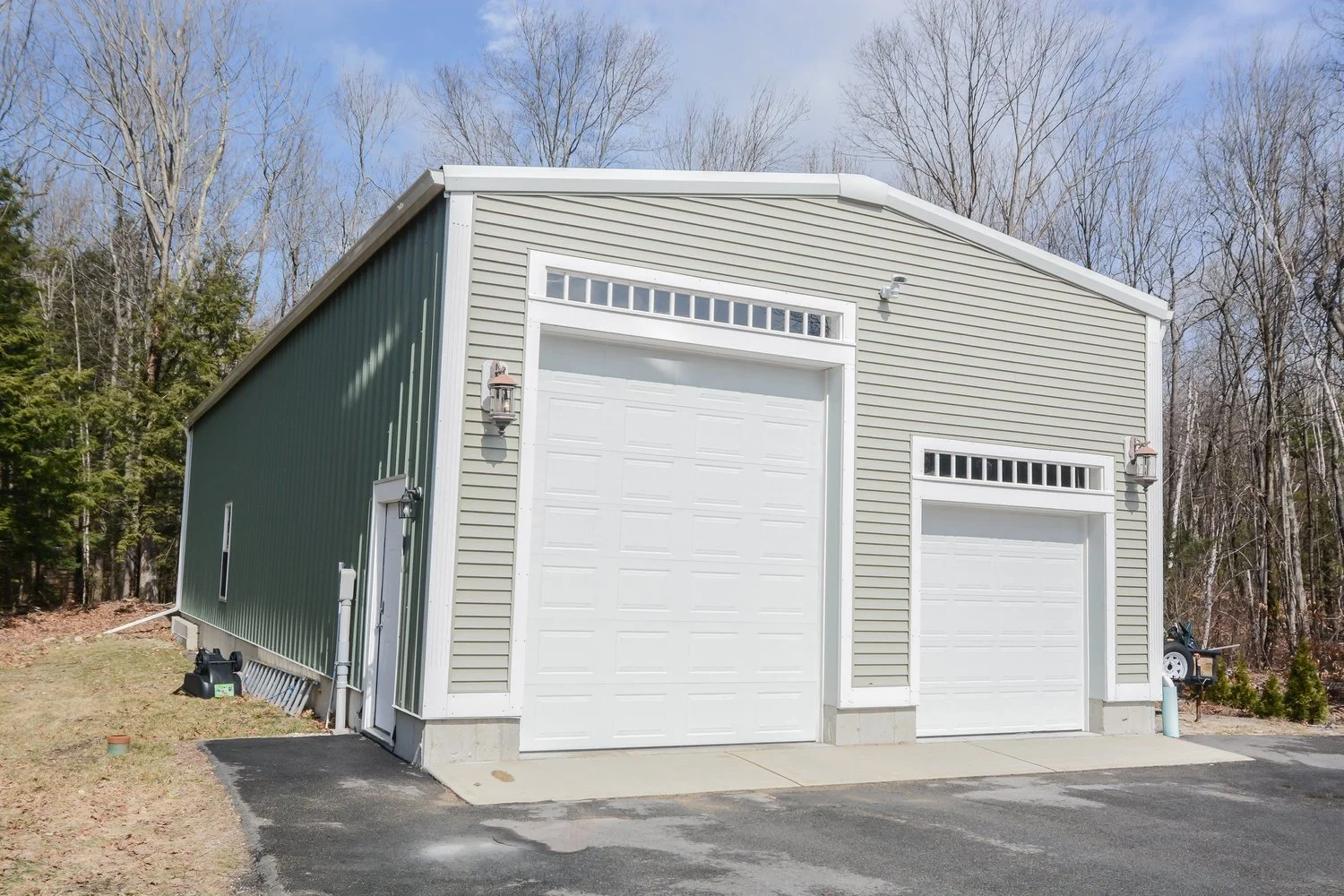 MacLeod+Construction-Esterior+Garage+Build+Large+New+Hampshire+(3).JPG