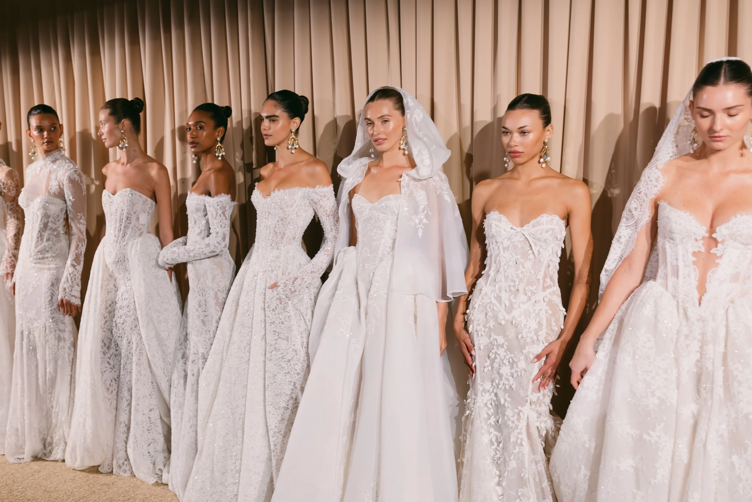 Timeless Modern Photo for The Elegant Bride