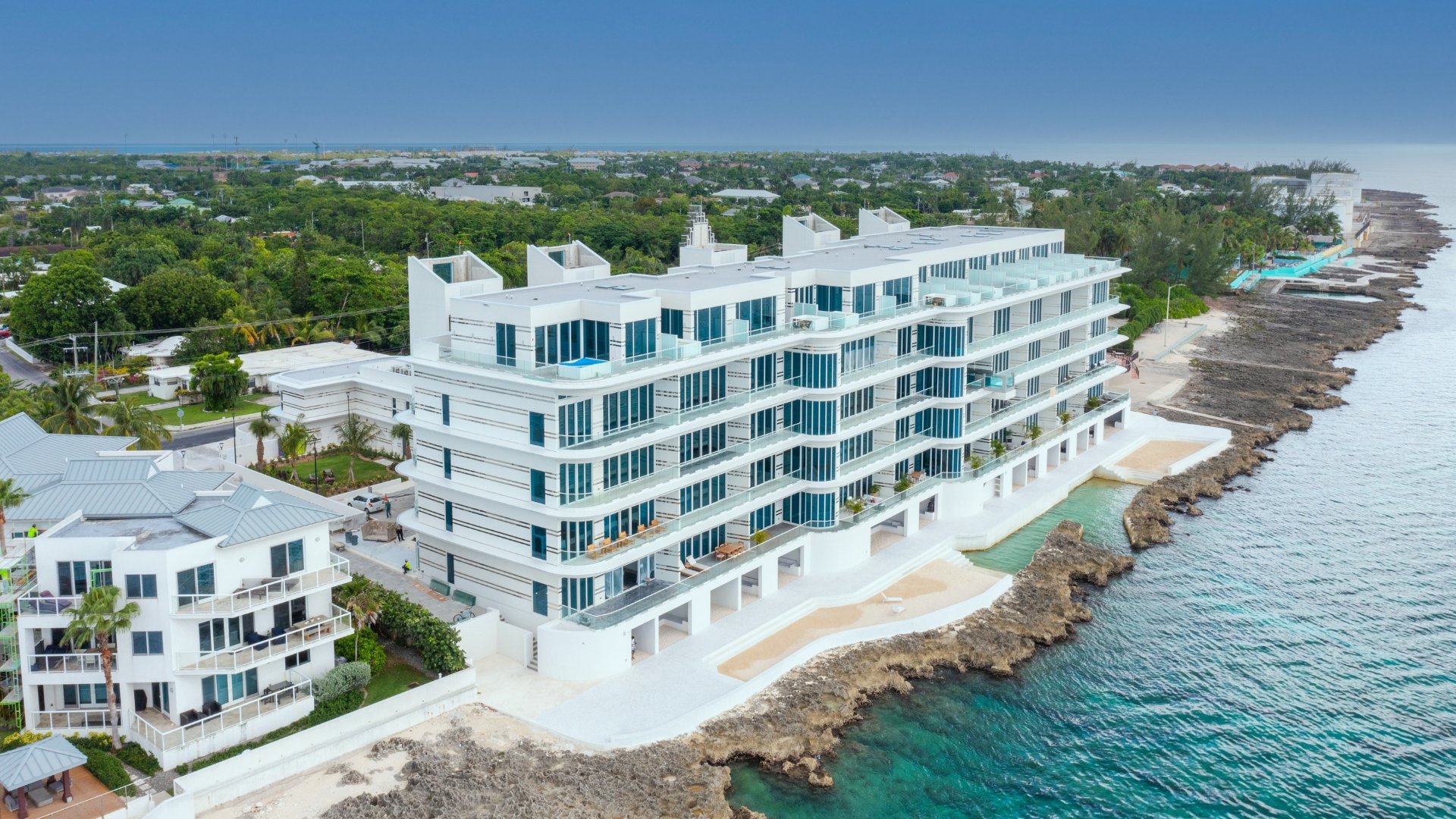 Inside FIN Grand Cayman: What Are the Essential Amenities for a High-End Apartment?