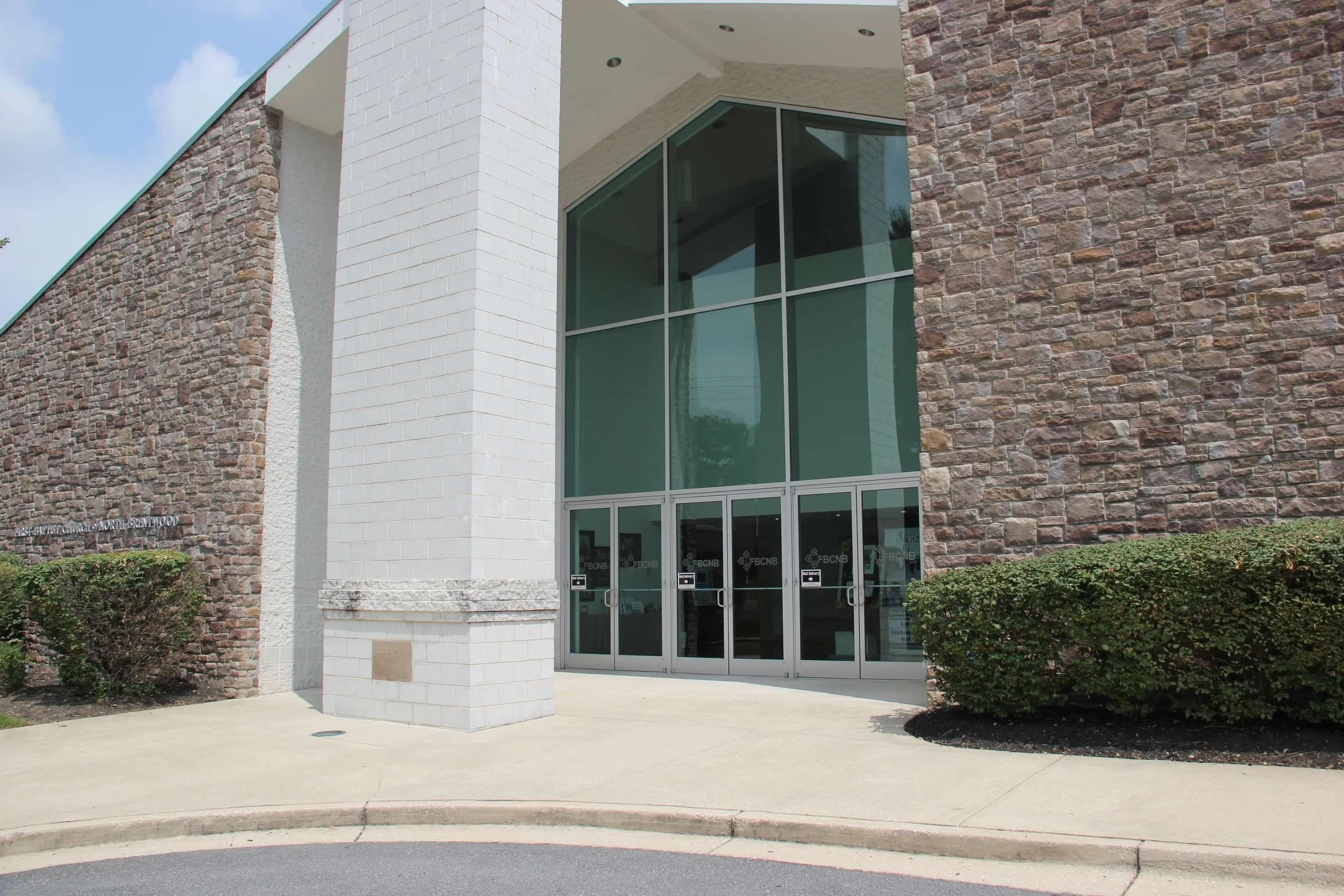 2025 Exterior front-2.jpg