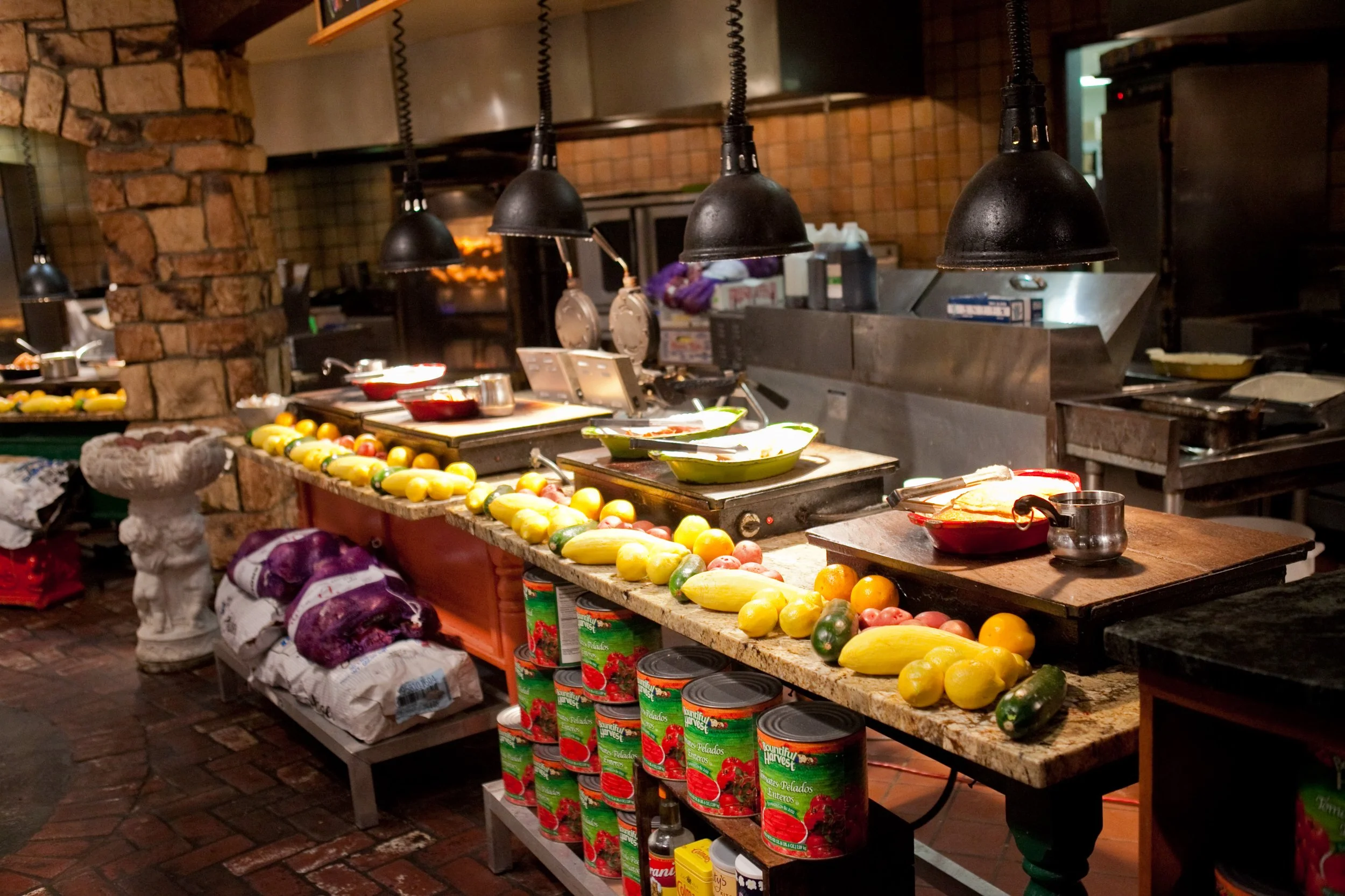 Reservations — Cinzzetti's