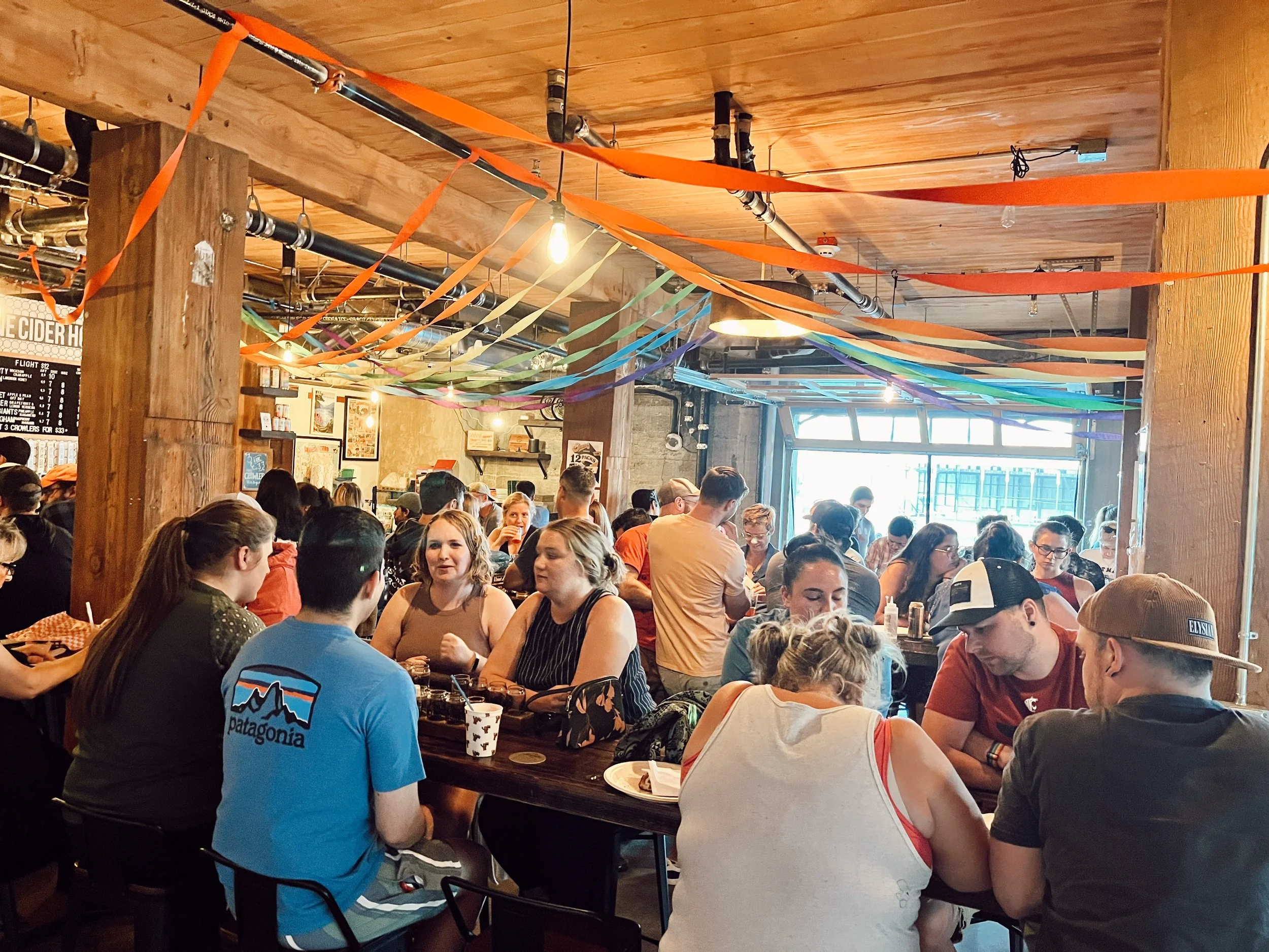 🪩🌈DRAG TRIVIA EXTRAVAGANzA