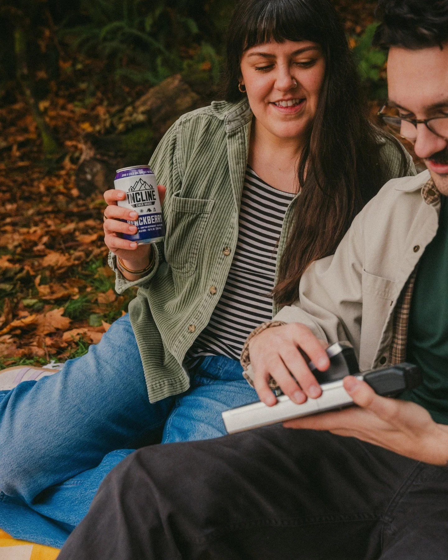 Intense berry flavor.  Tart &amp; refined.  The perfect bubbly finish. 

All this to say that our Blackberry cider checks all the boxes, &amp; it's an Incline classic  we're excited to share with you.  6-packs out now 🙌