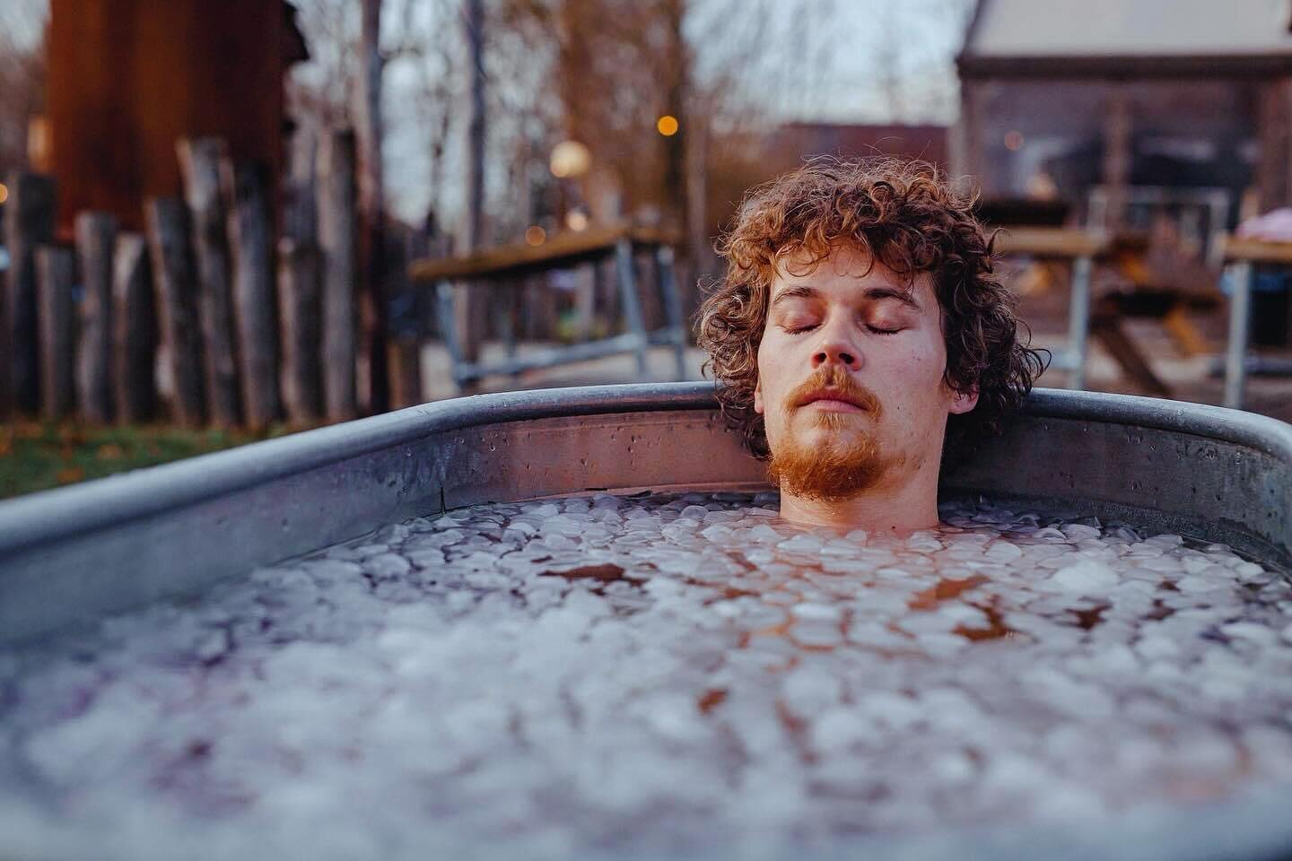 May the flow be with you ? 🤔

Are you forcing your way through life or are you flowing? 

After many years of doing intense  breathwork, icebaths and workouts. 
I got a clear insight in how these things can either help us or greatly fuck us up. And 