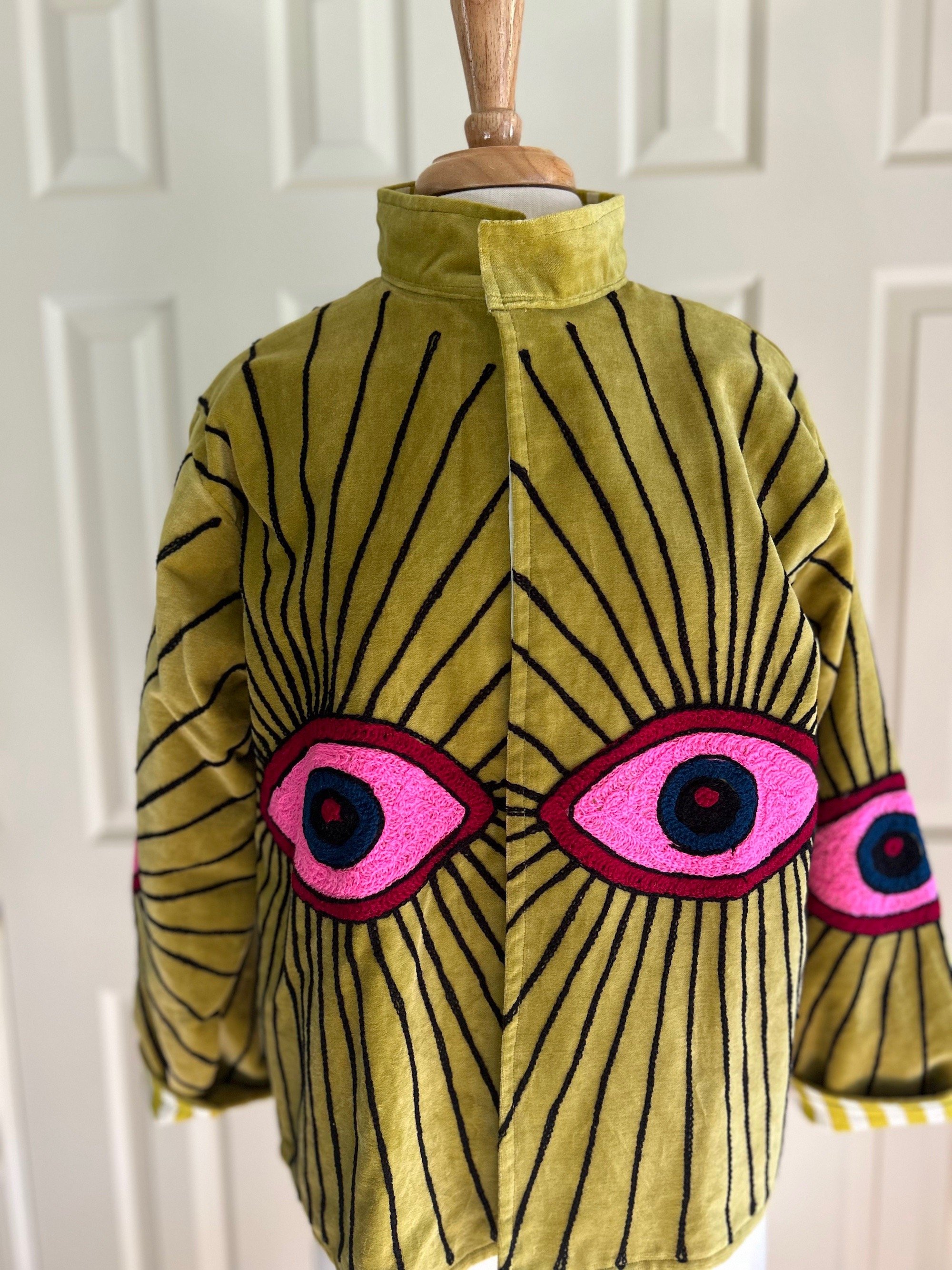 Eyes (front).jpg
