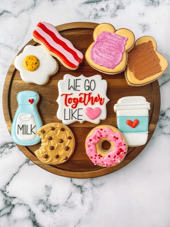 Valentine's Day Cookie Decorating Class - Sunday 01/21/24 - 10.30am class