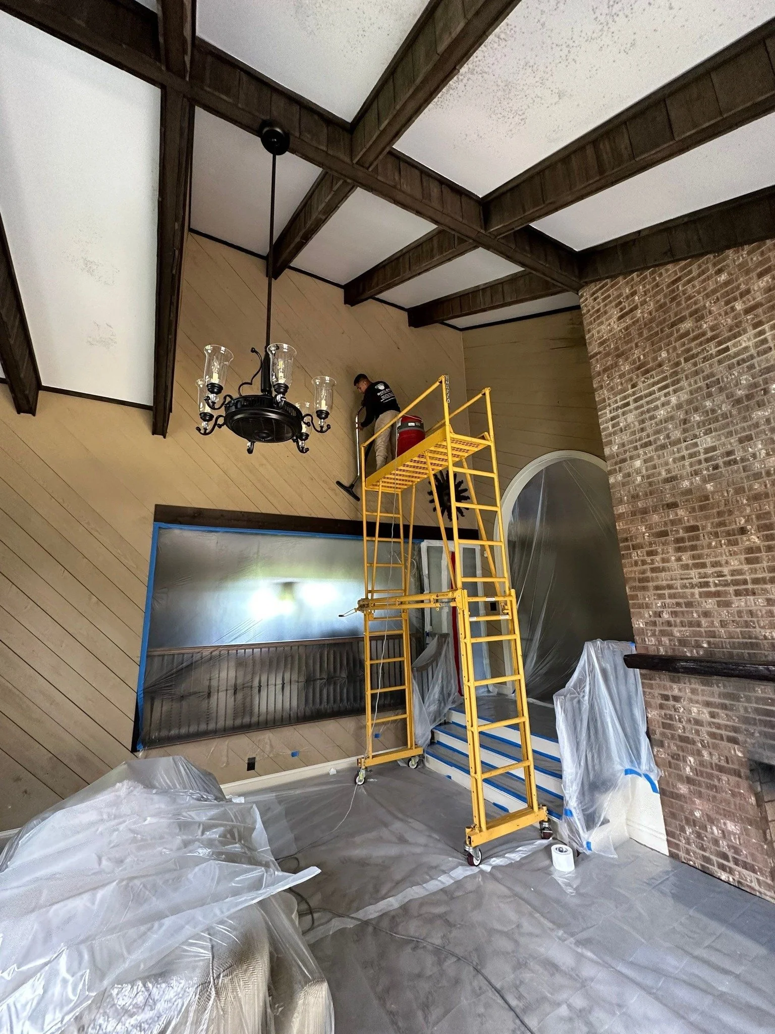 This customer noticed mold growth spreading across their ceiling and walls in the living room. Our team responded quickly, using HEPA vacuum technology to safely and effectively remove the mold and restore the space.

We don&rsquo;t just clean the su