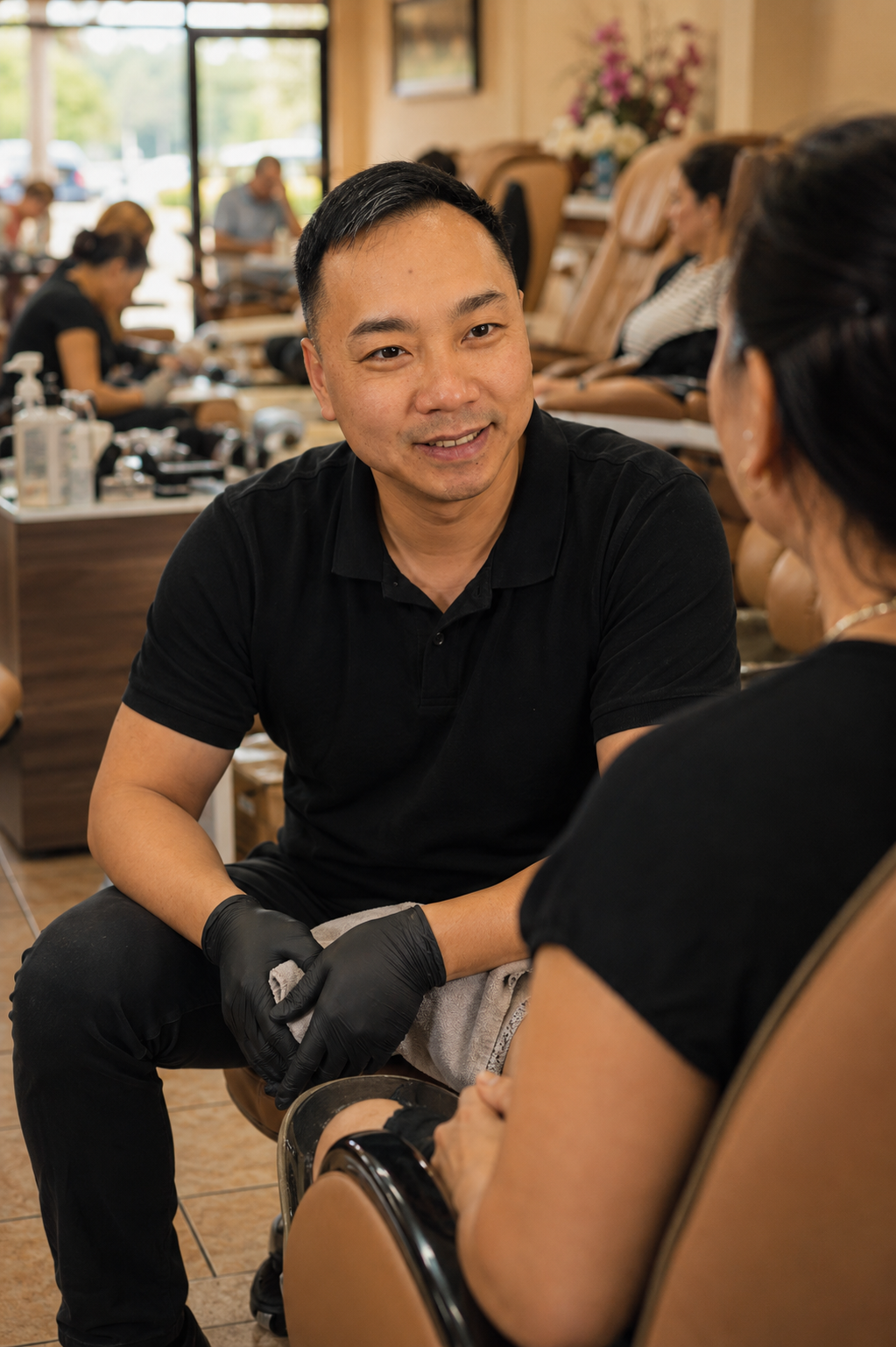 Khách Quay Lại Không Phải Vì Bộ Móng Đẹp