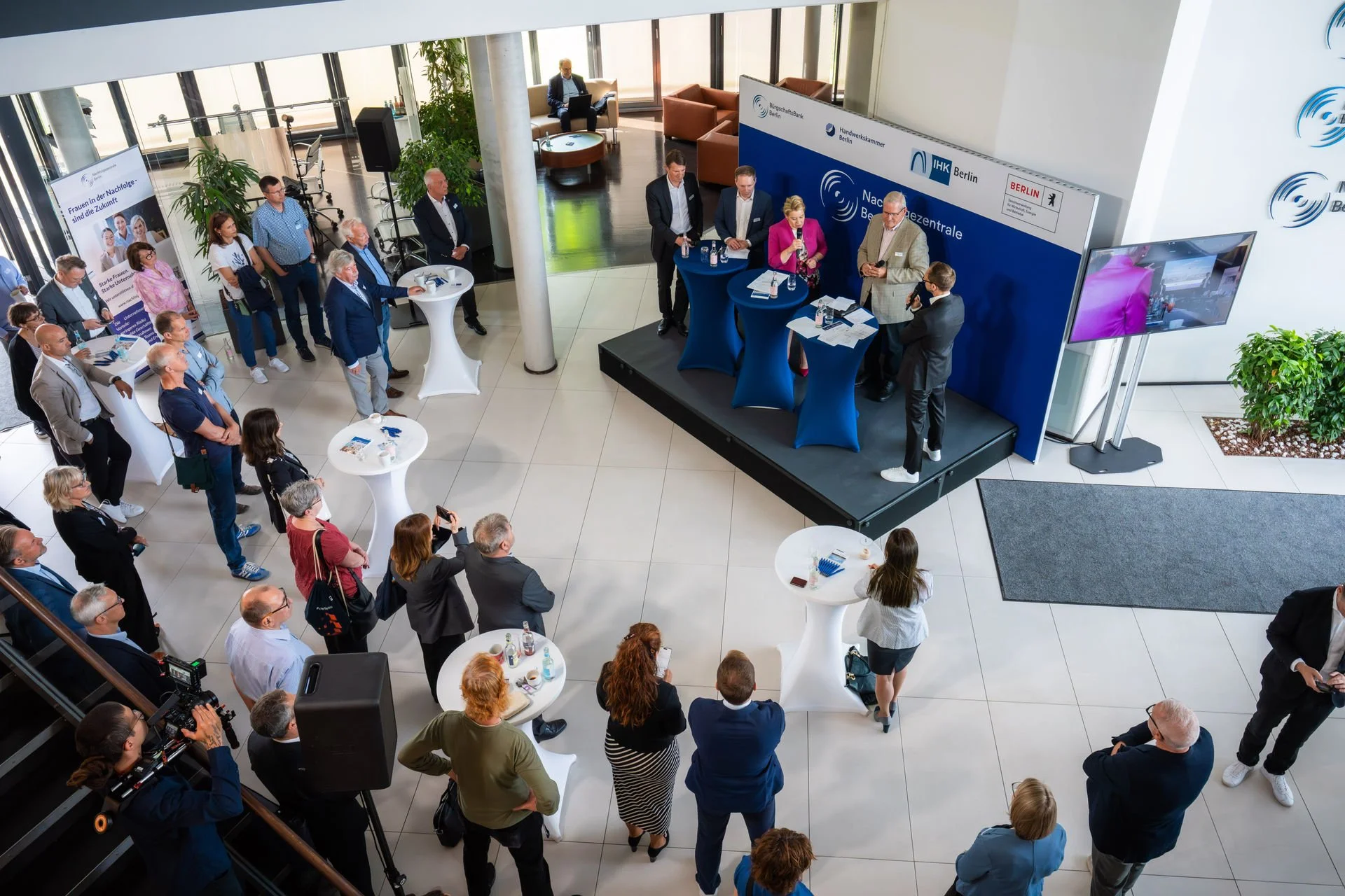 15 - 25-06-26 ein Jahr Nachfolgezentrale-DSC00966.jpg