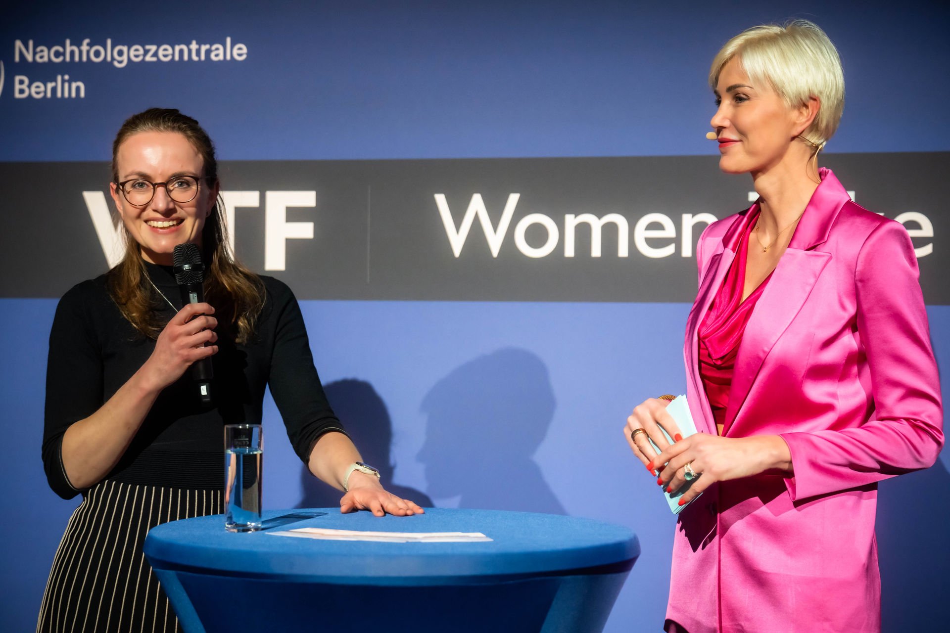 189 - 25-03-07 Women take future-DSC03205.jpg