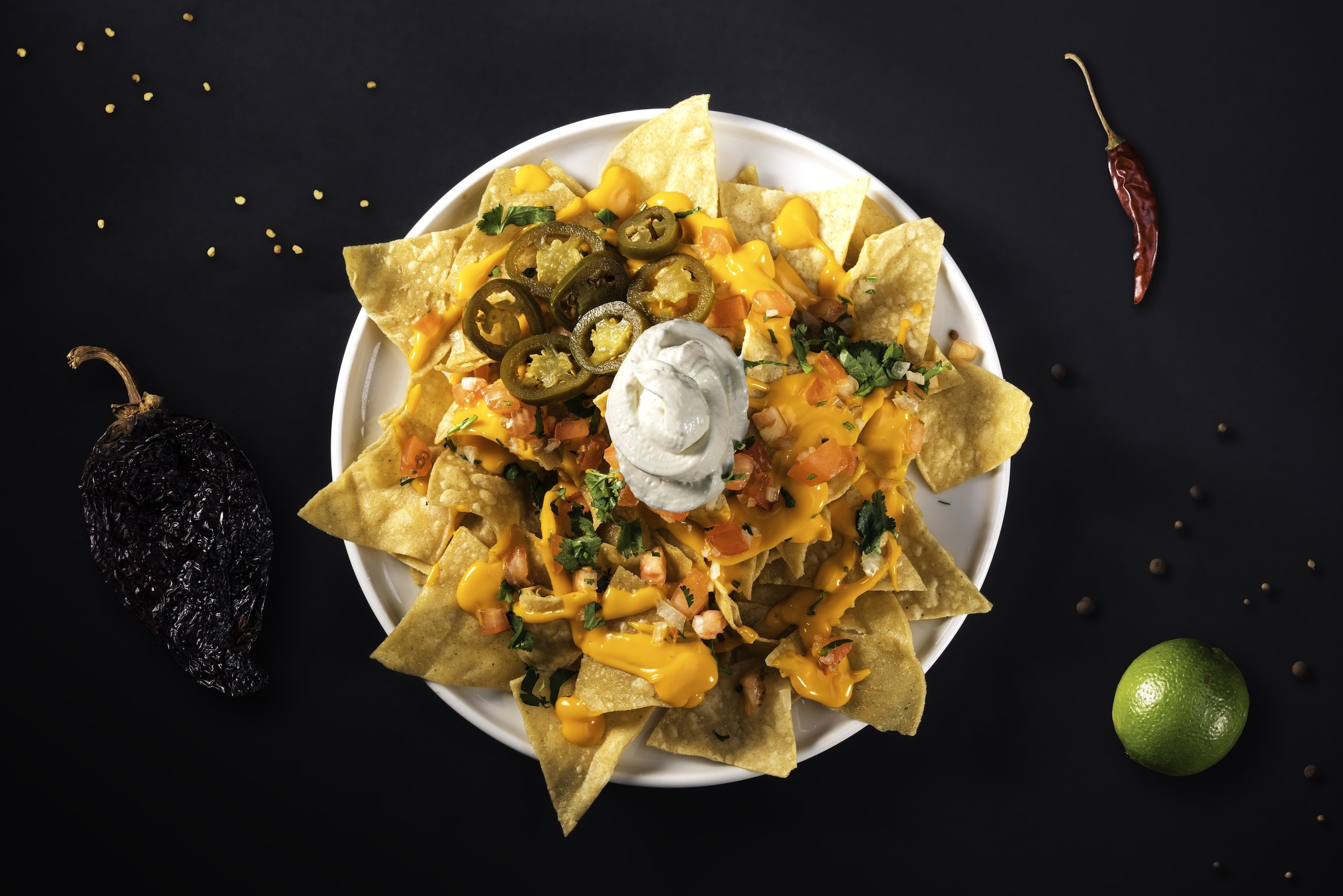 plato 18 horizontal con decoracion neuvo.jpg