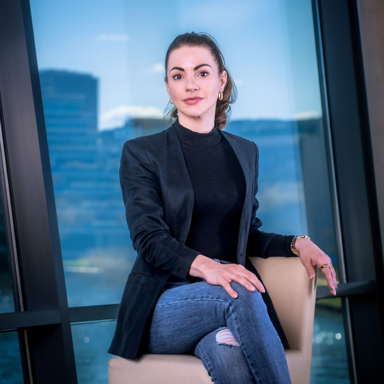 10 - 84 25-04-08 Nachfolgezentrale Portraits-04946.jpg