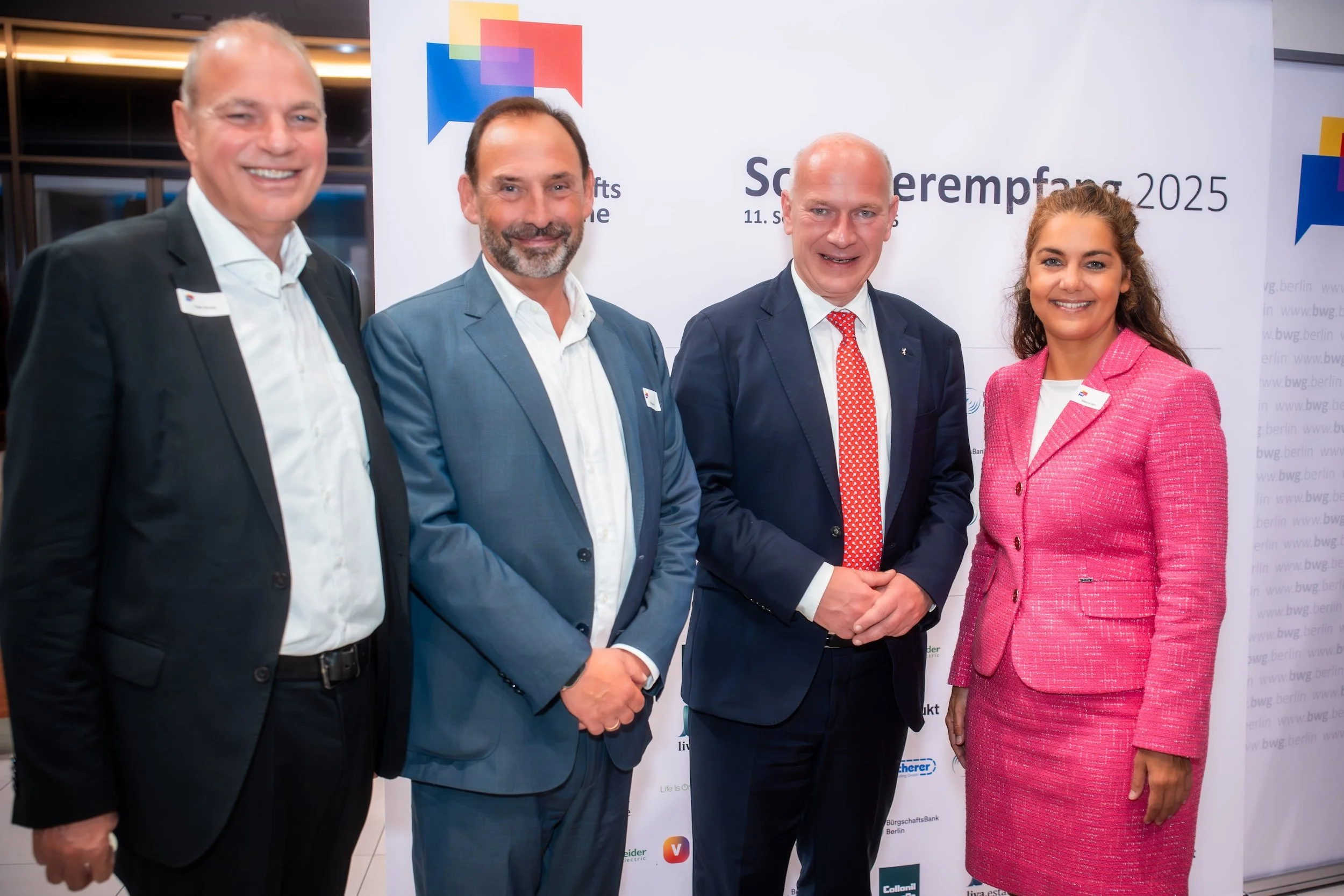 68 - 25-09-11 Sommerempfang Wirtschaftsgespräche-01818.jpg