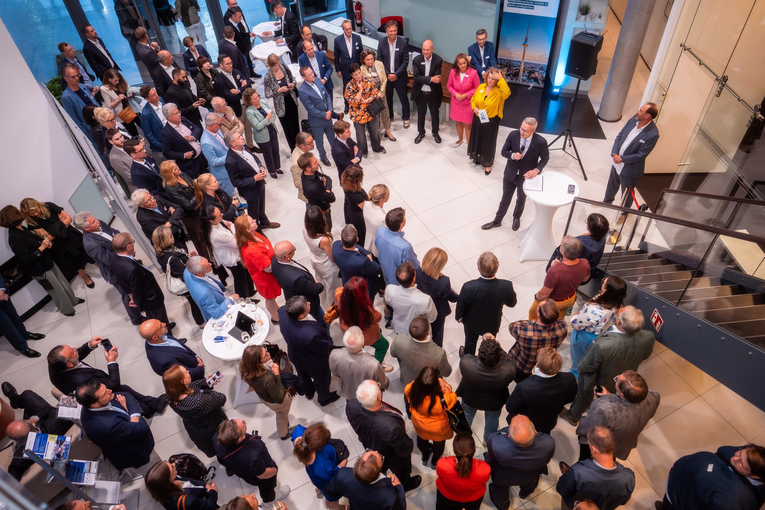 23 - 25-09-11 Sommerempfang Wirtschaftsgespräche-01609.jpg