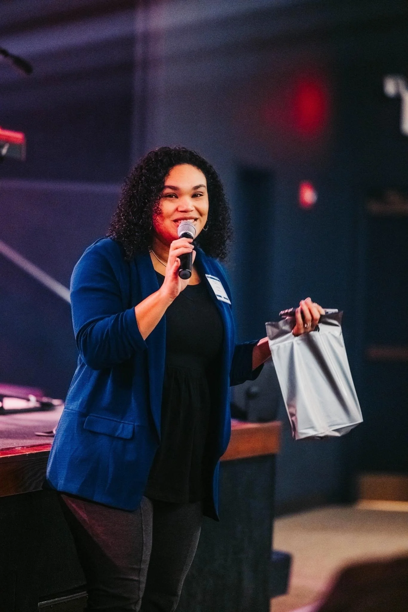 Tara-Zimmer: Speaker-Writer-Podcaster-Female-Pastor-Coach.JPG